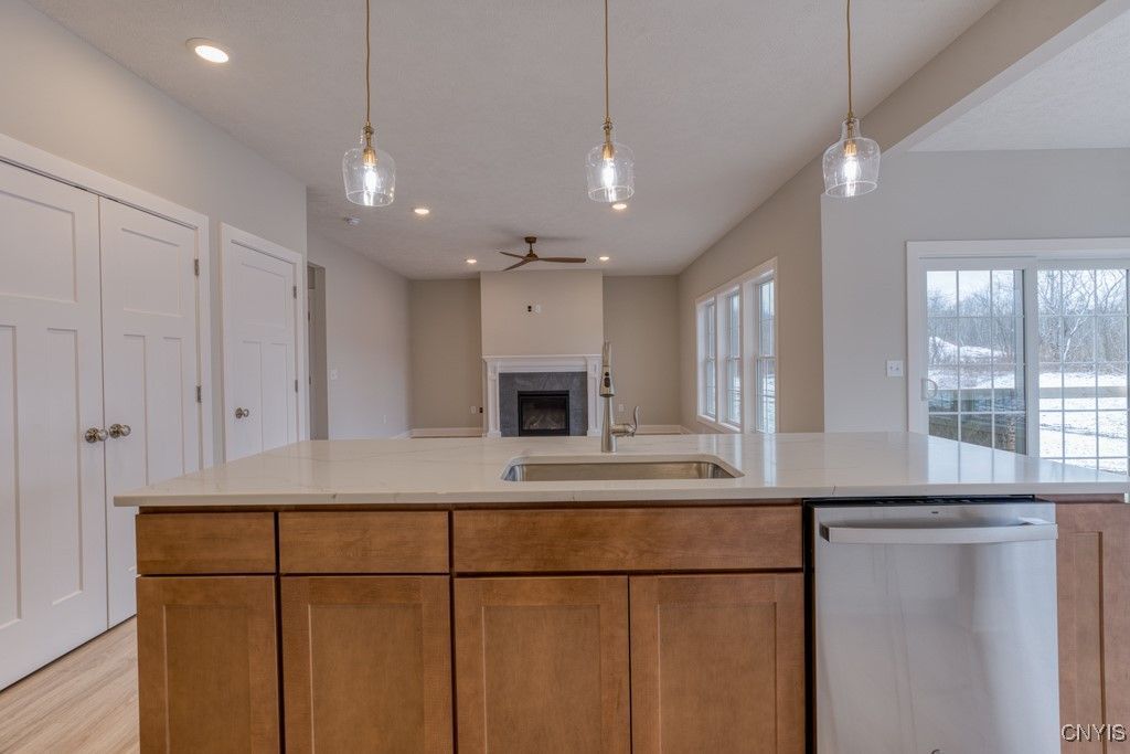 Baldwinsville, New York, 13027, United States, 4 Bedrooms Bedrooms, ,3 BathroomsBathrooms,Residential,For Sale,1906814