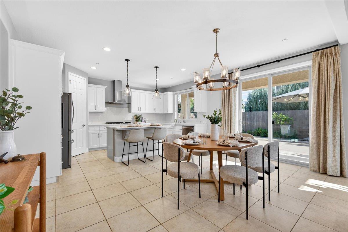 Fresno, California, 93730, United States, 3 Bedrooms Bedrooms, ,3 BathroomsBathrooms,Residential,For Sale,2008537