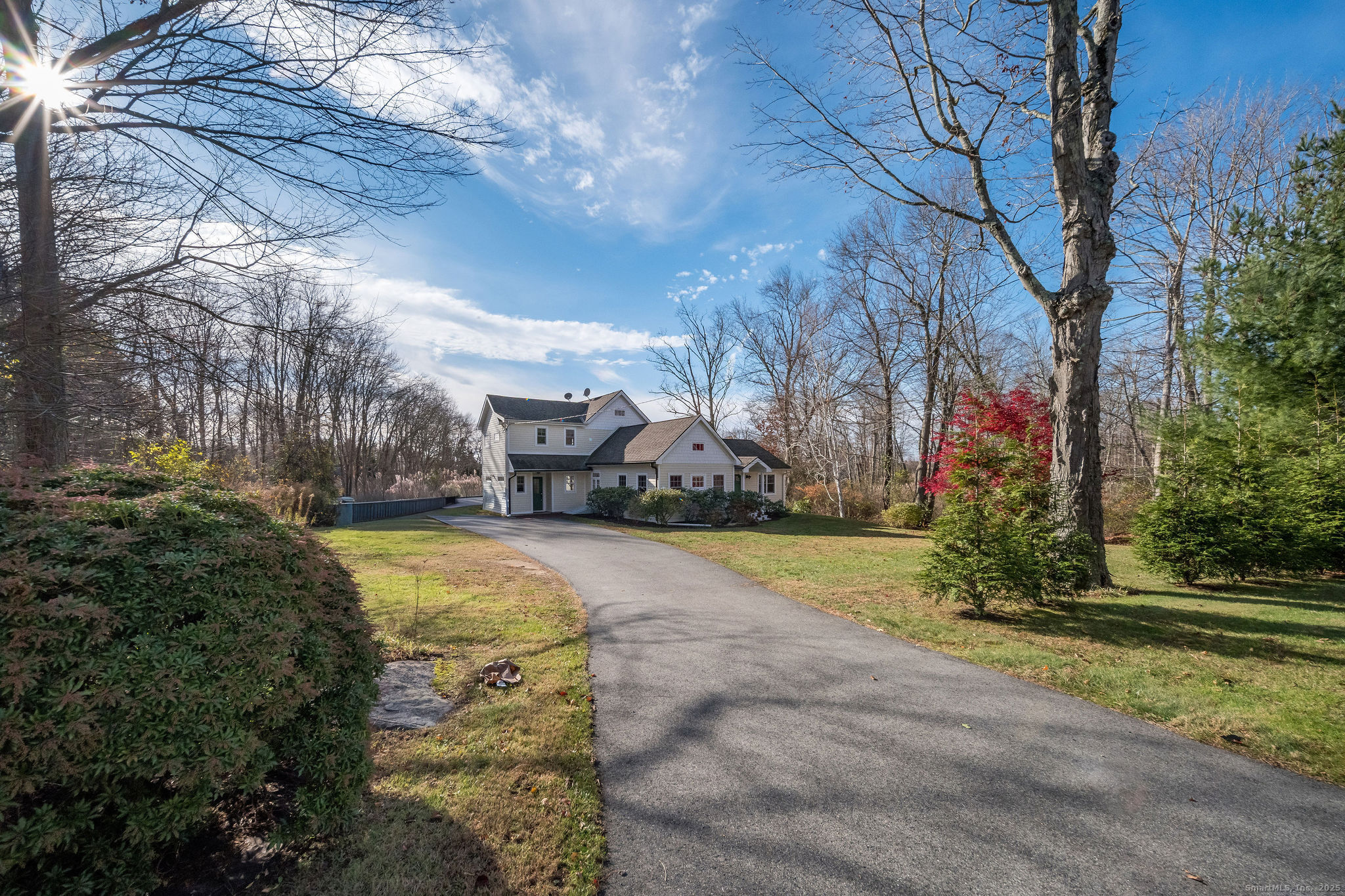 Madison, Connecticut, 06443, United States, 3 Bedrooms Bedrooms, ,2 BathroomsBathrooms,Residential,For Sale,1996814