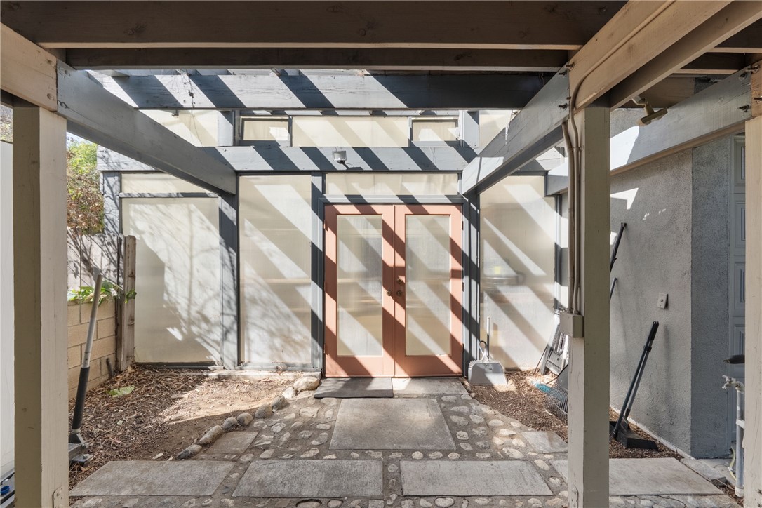 Riverside, California, 92506, United States, 3 Bedrooms Bedrooms, ,1 BathroomBathrooms,Residential,For Sale,1988084