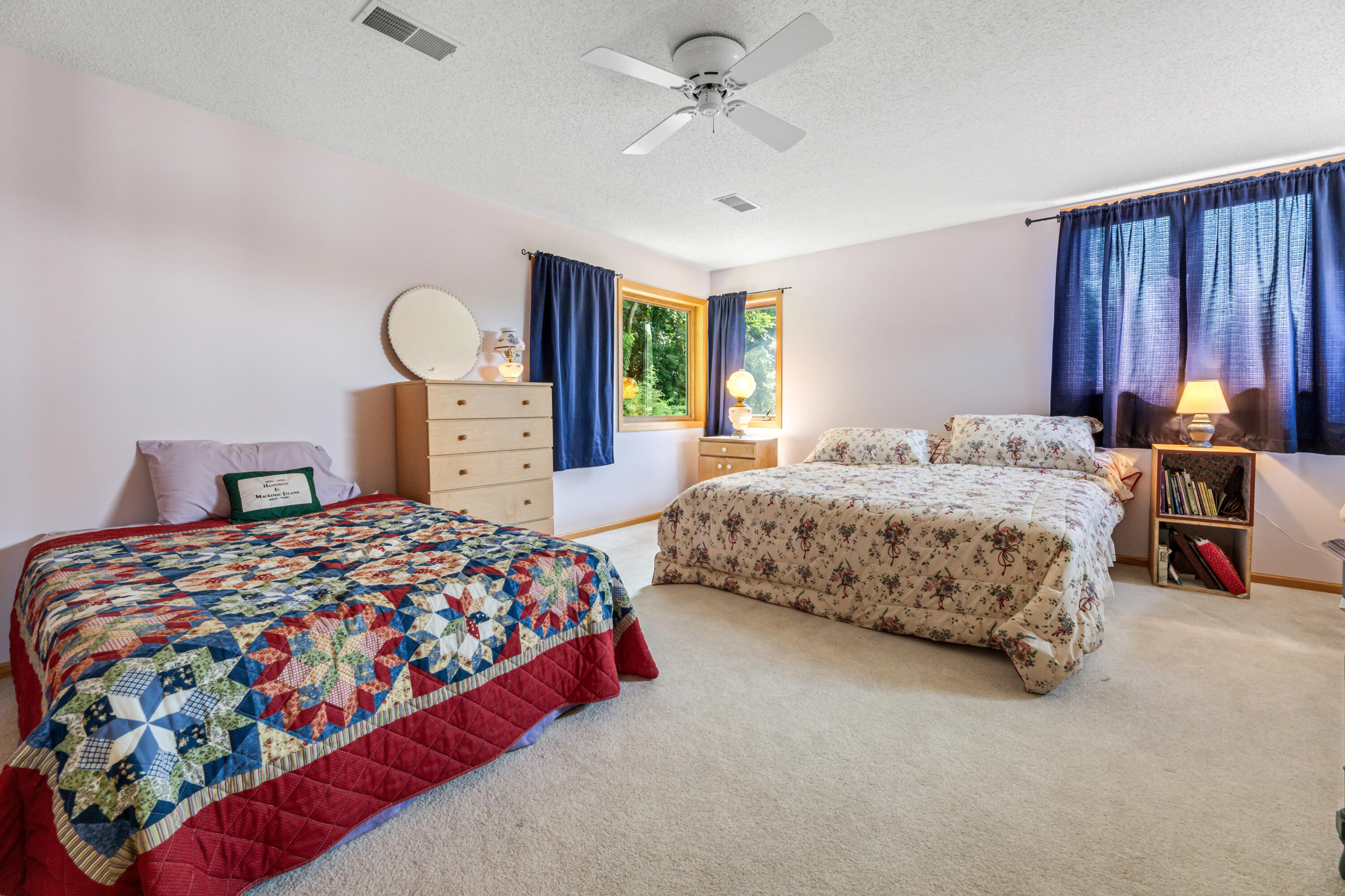 Buffalo, Wisconsin, 54629, United States, 4 Bedrooms Bedrooms, ,4 BathroomsBathrooms,Residential,For Sale,1903287