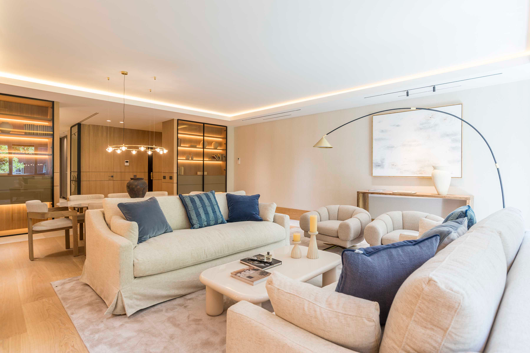  Apartment in Almagro with 241 m², 4 bedrooms, and garage. - 物件實景