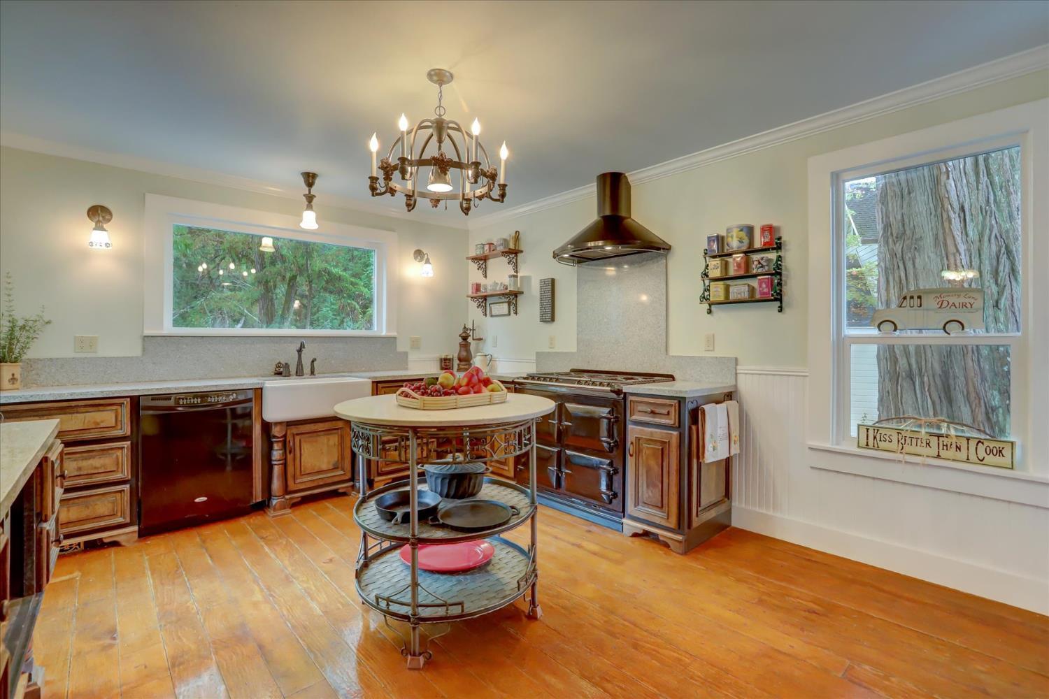 Nevada City, California, 95959, United States, 4 Bedrooms Bedrooms, ,2 BathroomsBathrooms,Residential,For Sale,1983992