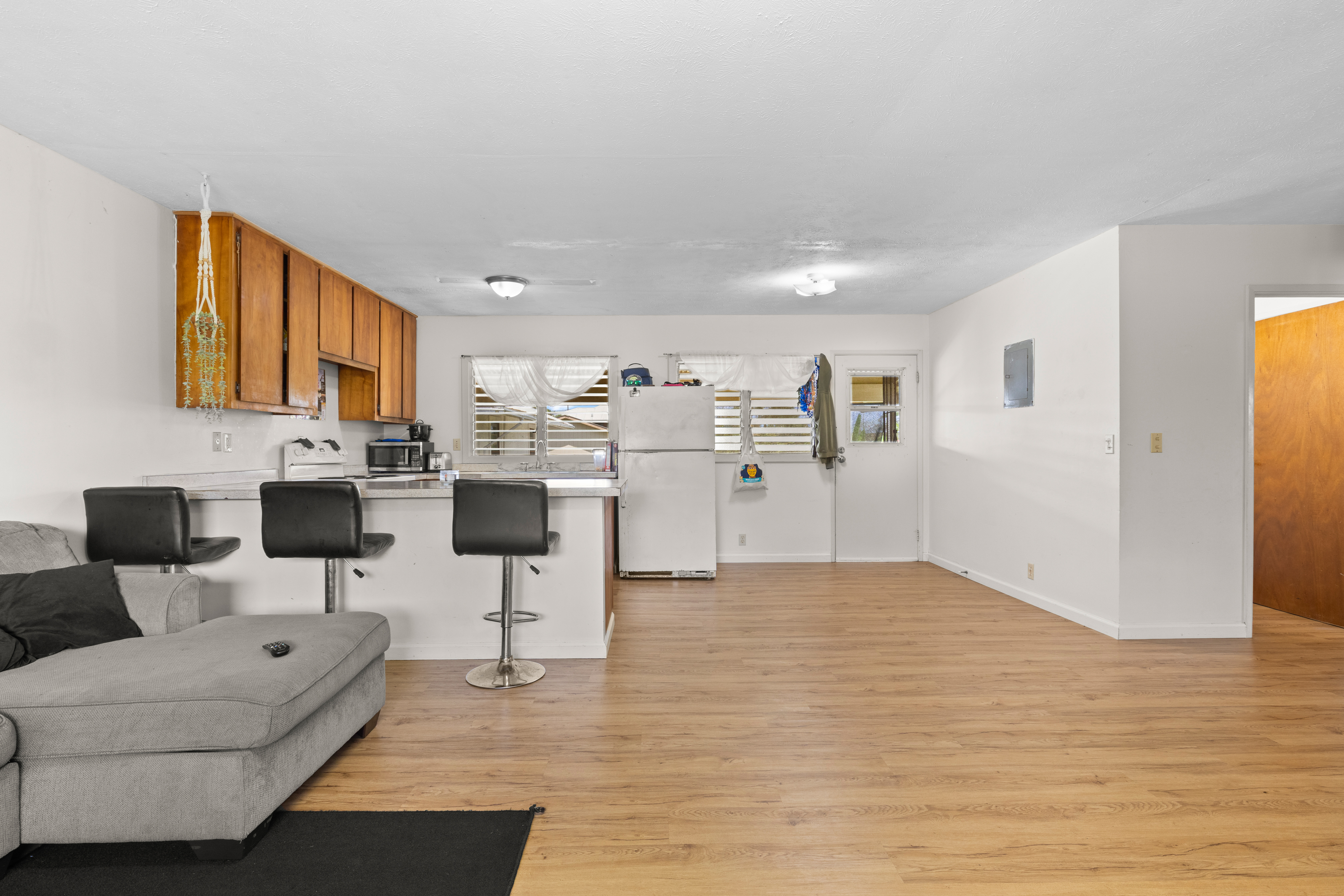 Hilo, Hawaii, 96720, United States, ,Residential,For Sale,1829133