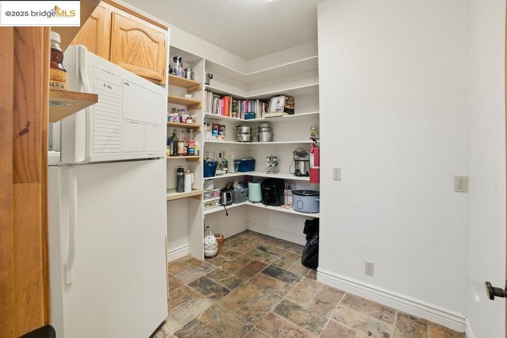 Sonora, California, 95370, United States, 3 Bedrooms Bedrooms, ,2 BathroomsBathrooms,Residential,For Sale,1983633