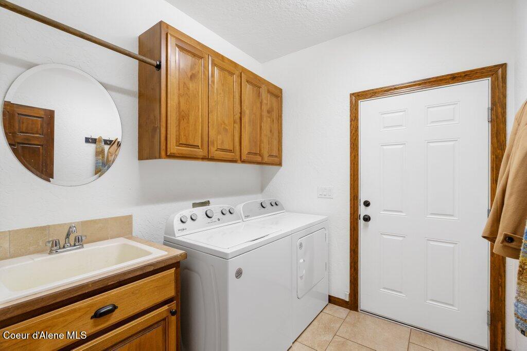 Hayden, Idaho, 83835, United States, 4 Bedrooms Bedrooms, ,3 BathroomsBathrooms,Residential,For Sale,2008091