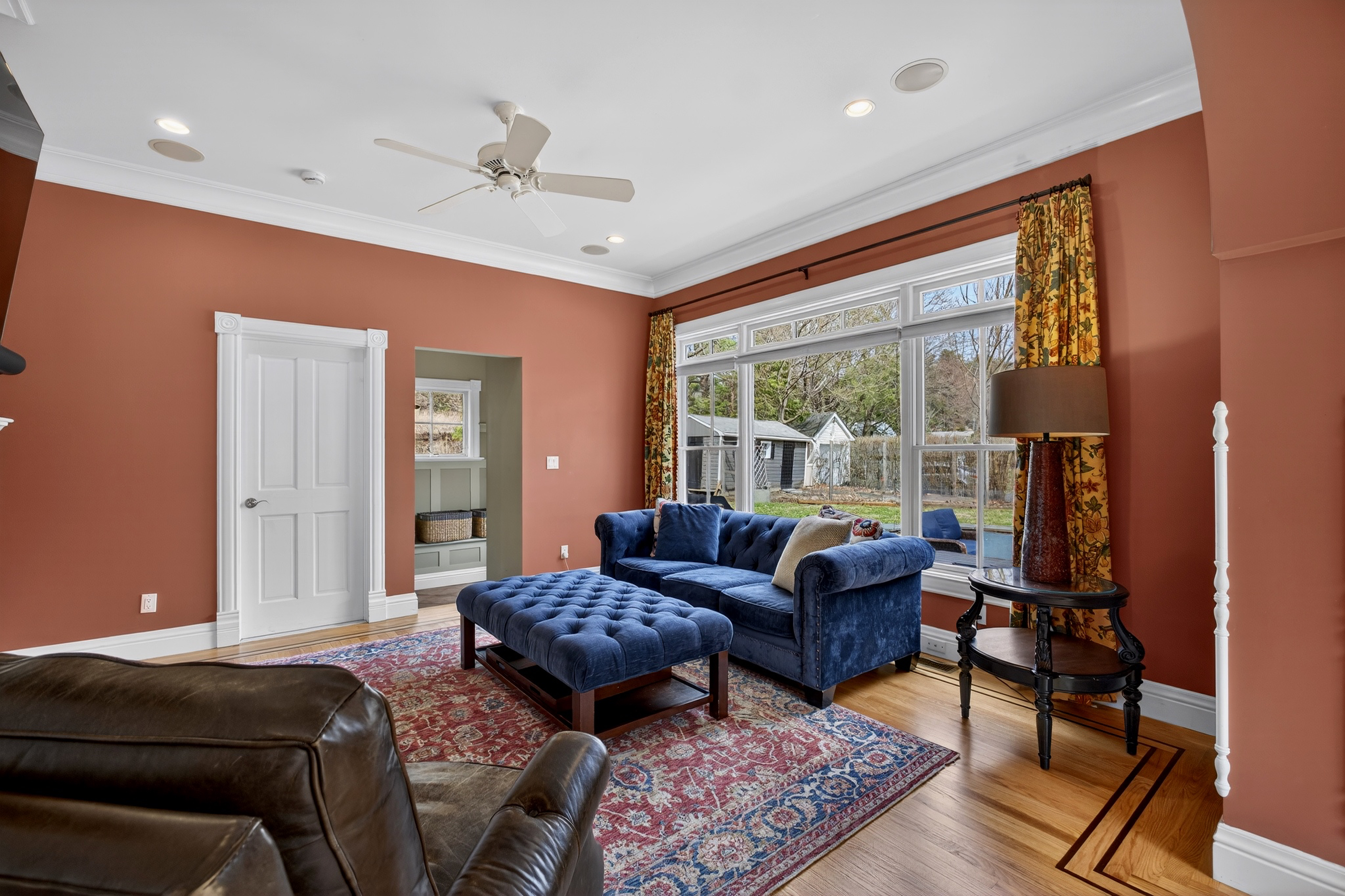  247 Broadway - 物件實景