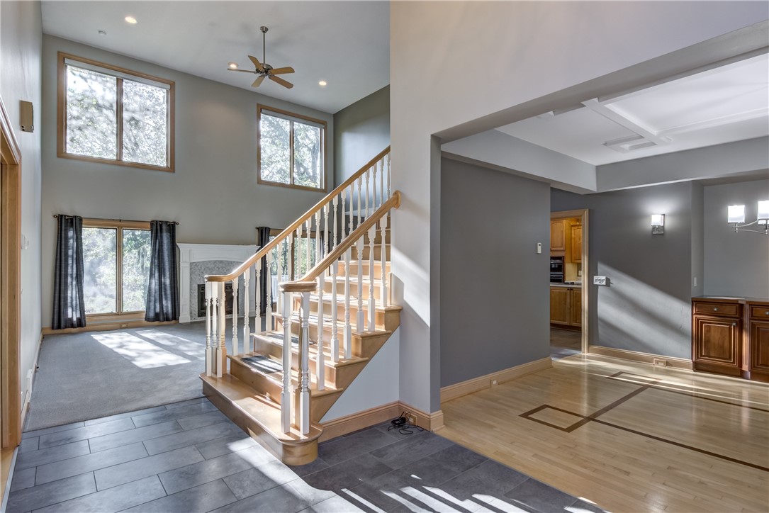 Eau Claire, Wisconsin, 54701, United States, 5 Bedrooms Bedrooms, ,4 BathroomsBathrooms,Residential,For Sale,1976179