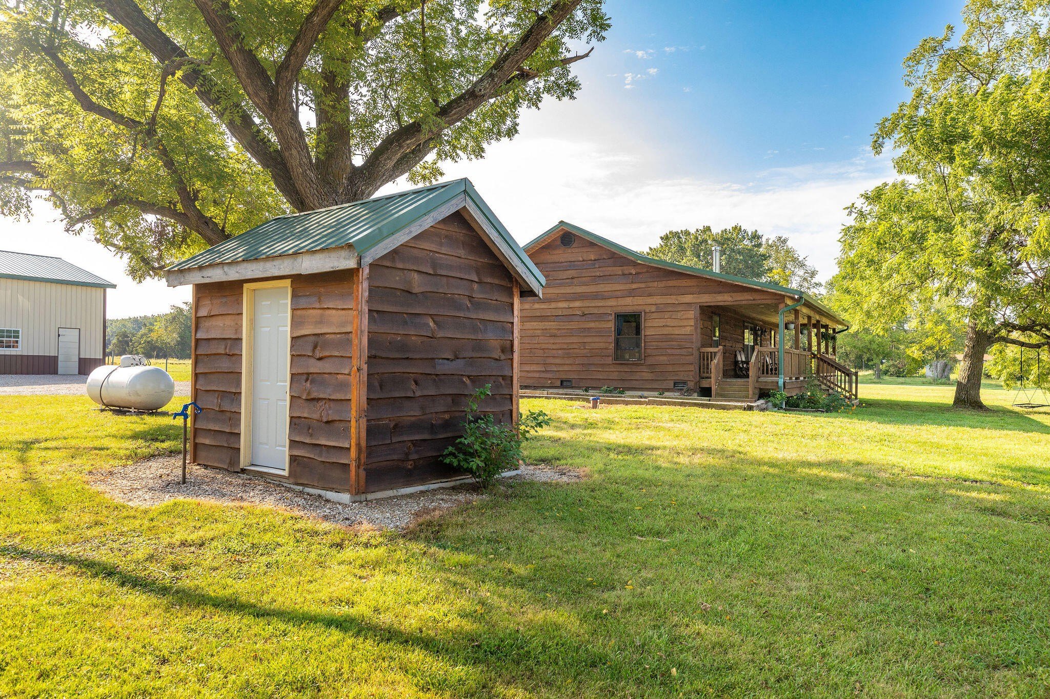 Rogersville, Missouri, 65742, United States, 3 Bedrooms Bedrooms, ,2 BathroomsBathrooms,Residential,For Sale,1979438