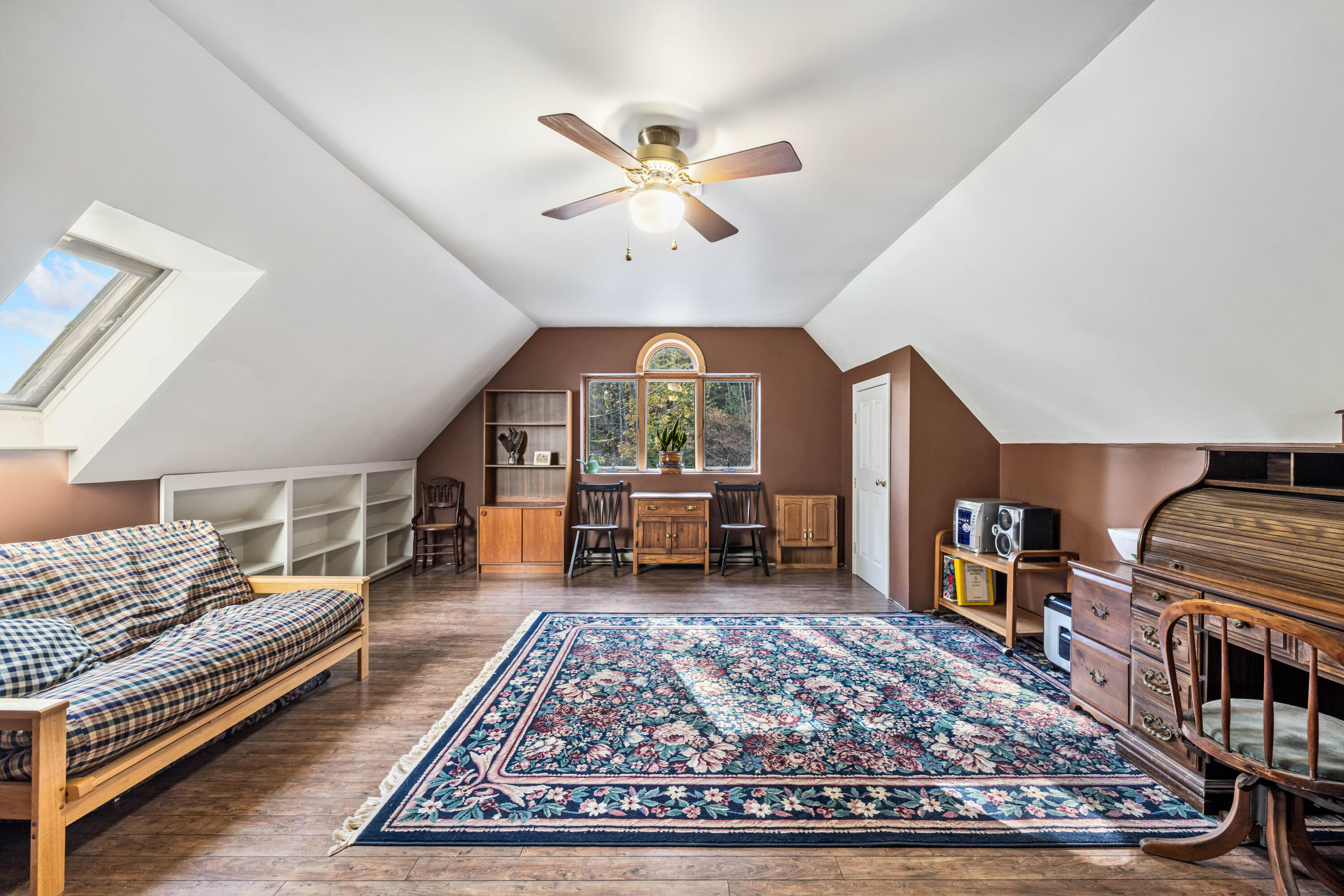 Buxton, Maine, 04093, United States, 4 Bedrooms Bedrooms, ,2 BathroomsBathrooms,Residential,For Sale,1970690