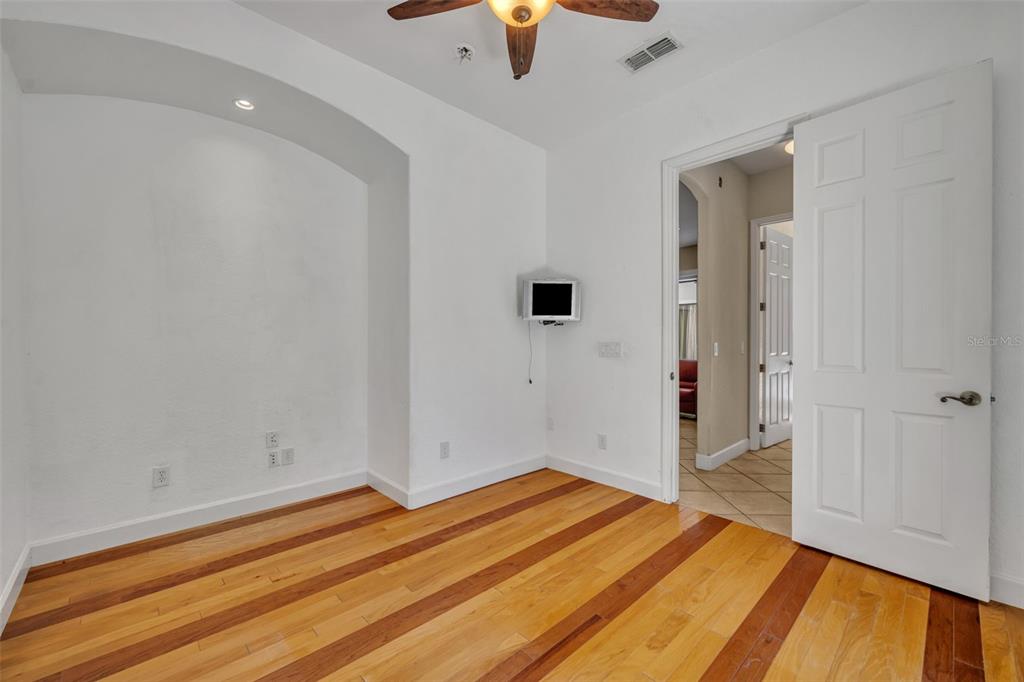 Orlando, Florida, 32832, United States, 4 Bedrooms Bedrooms, ,4 BathroomsBathrooms,Residential,For Sale,1901368