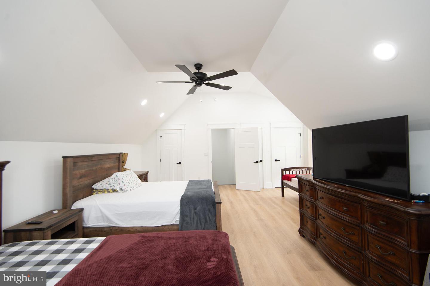 Delmar, Maryland, 21875, United States, 4 Bedrooms Bedrooms, ,4 BathroomsBathrooms,Residential,For Sale,1992058