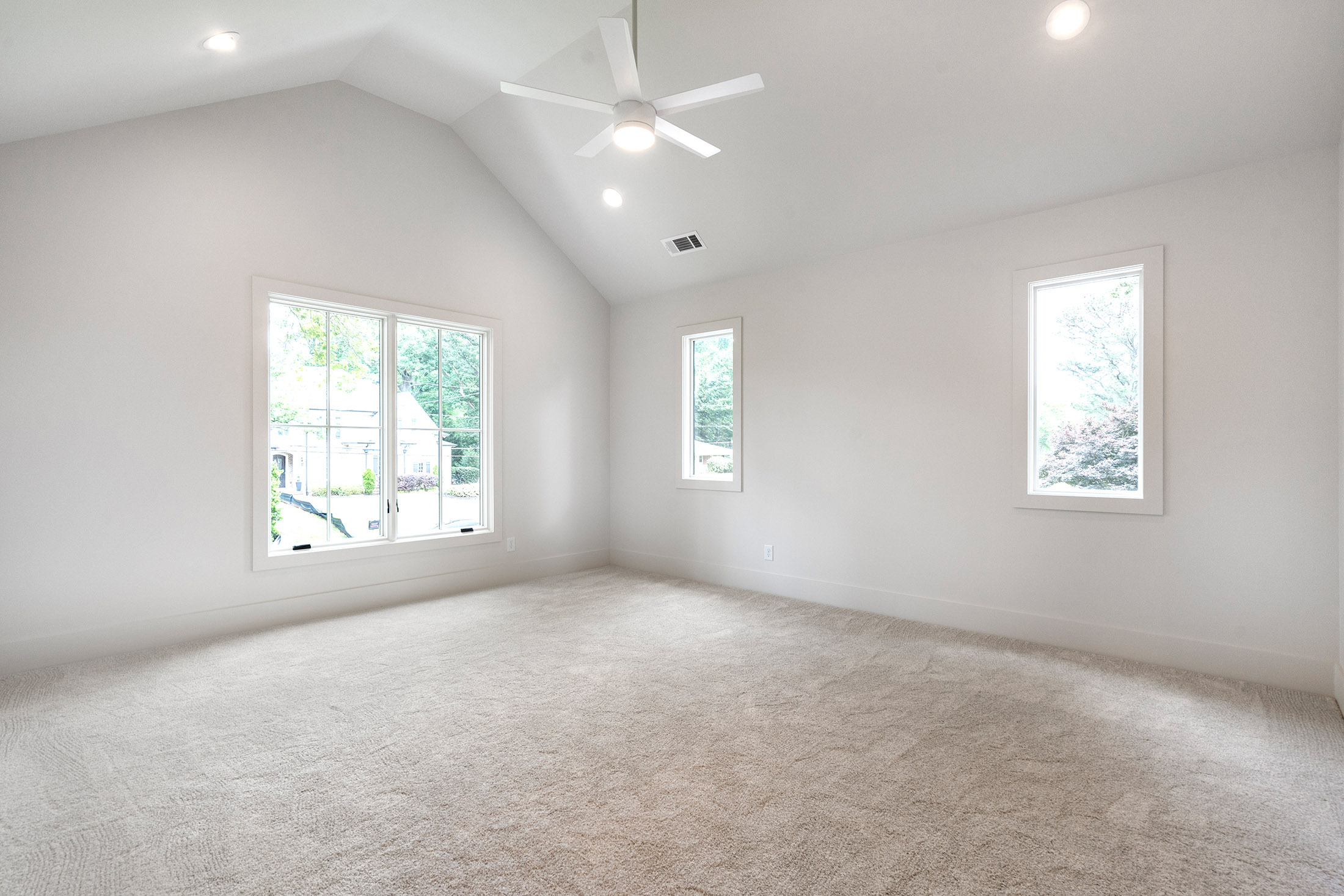  Set in the Heart of Hammond Hills in Sandy Springs - 物件實景