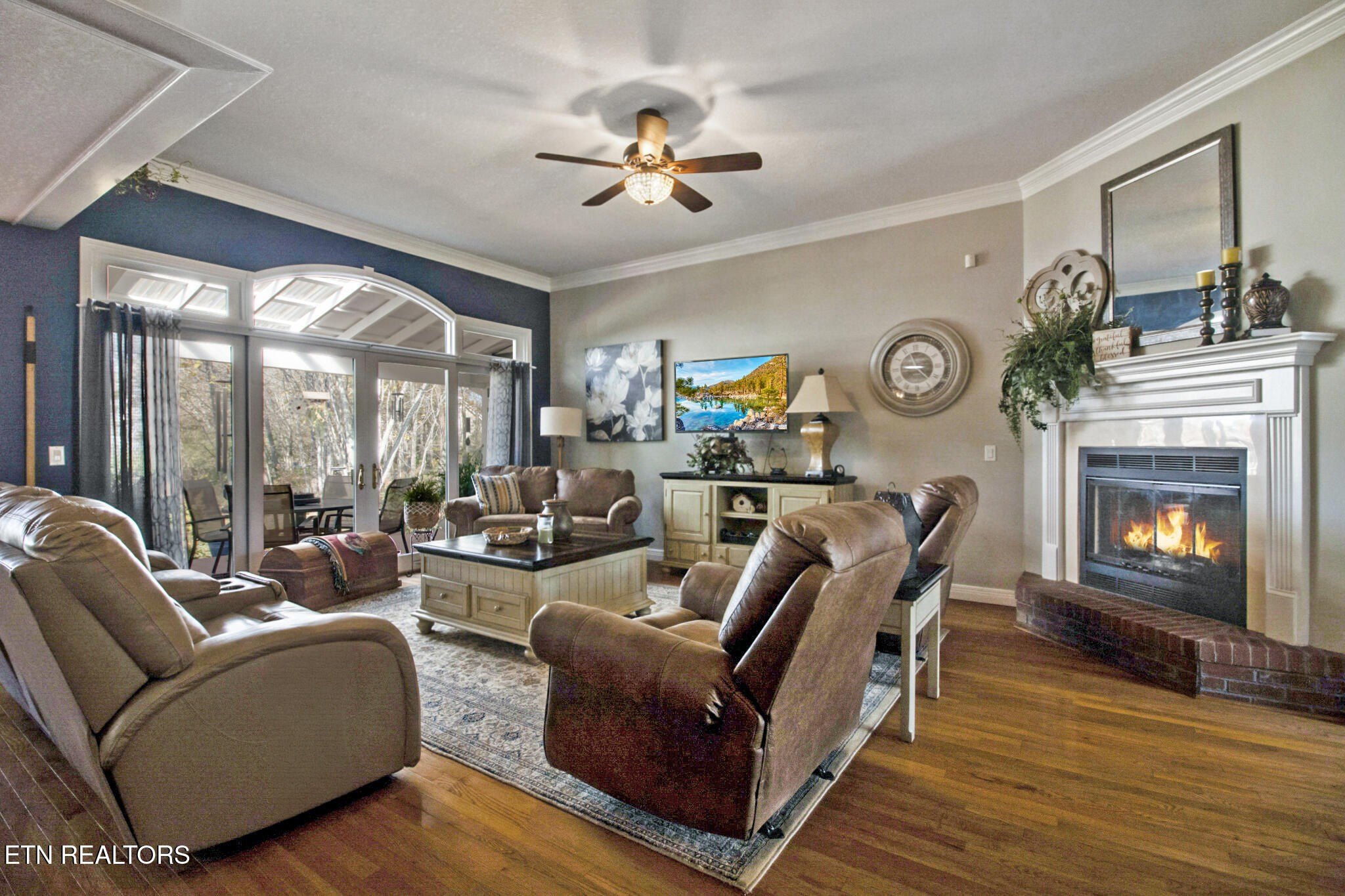 Crossville, Tennessee, 38572, United States, 3 Bedrooms Bedrooms, ,4 BathroomsBathrooms,Residential,For Sale,1977432