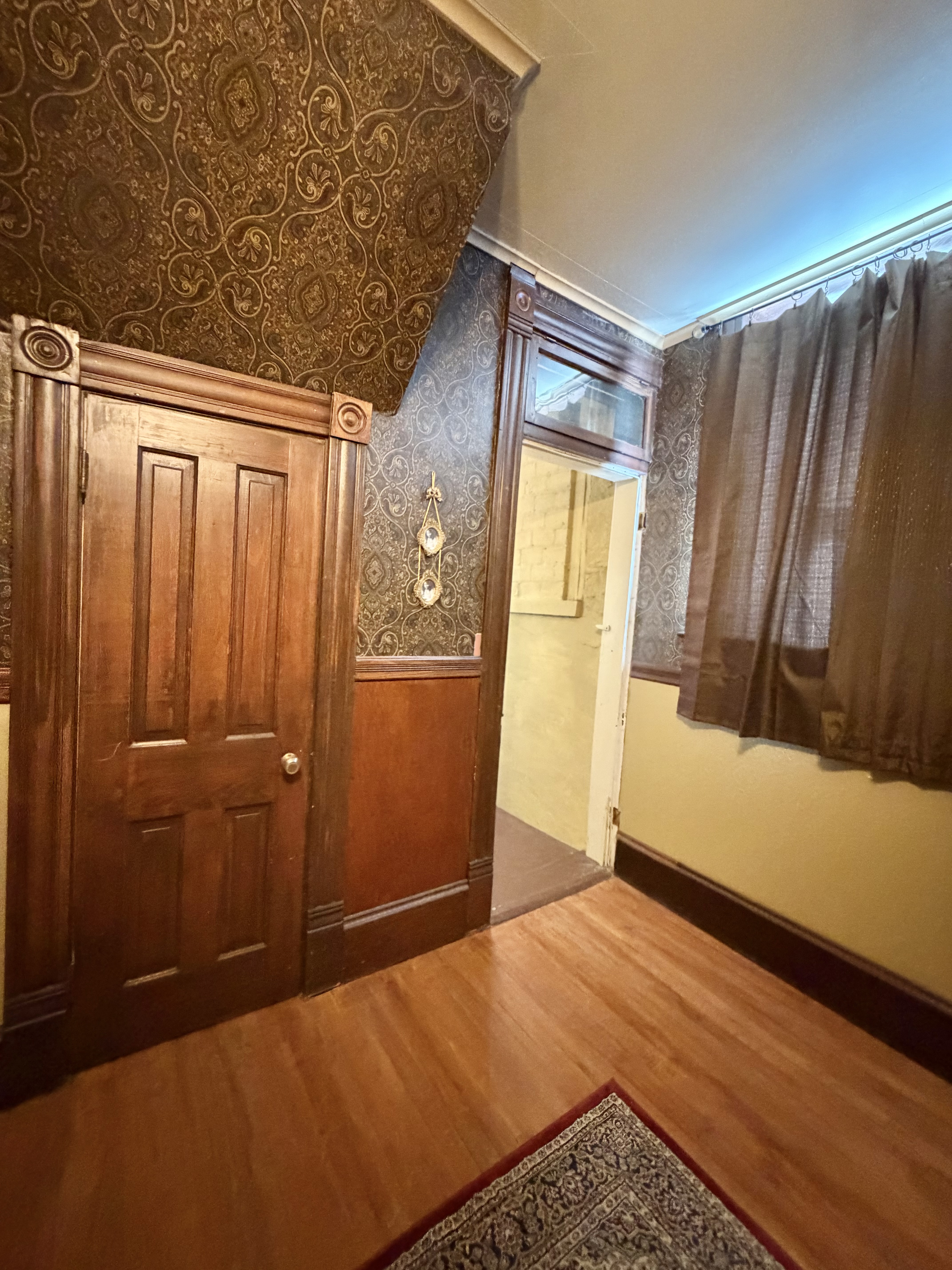 Butte, Montana, 59701, United States, 4 Bedrooms Bedrooms, ,4 BathroomsBathrooms,Residential,For Sale,1995407