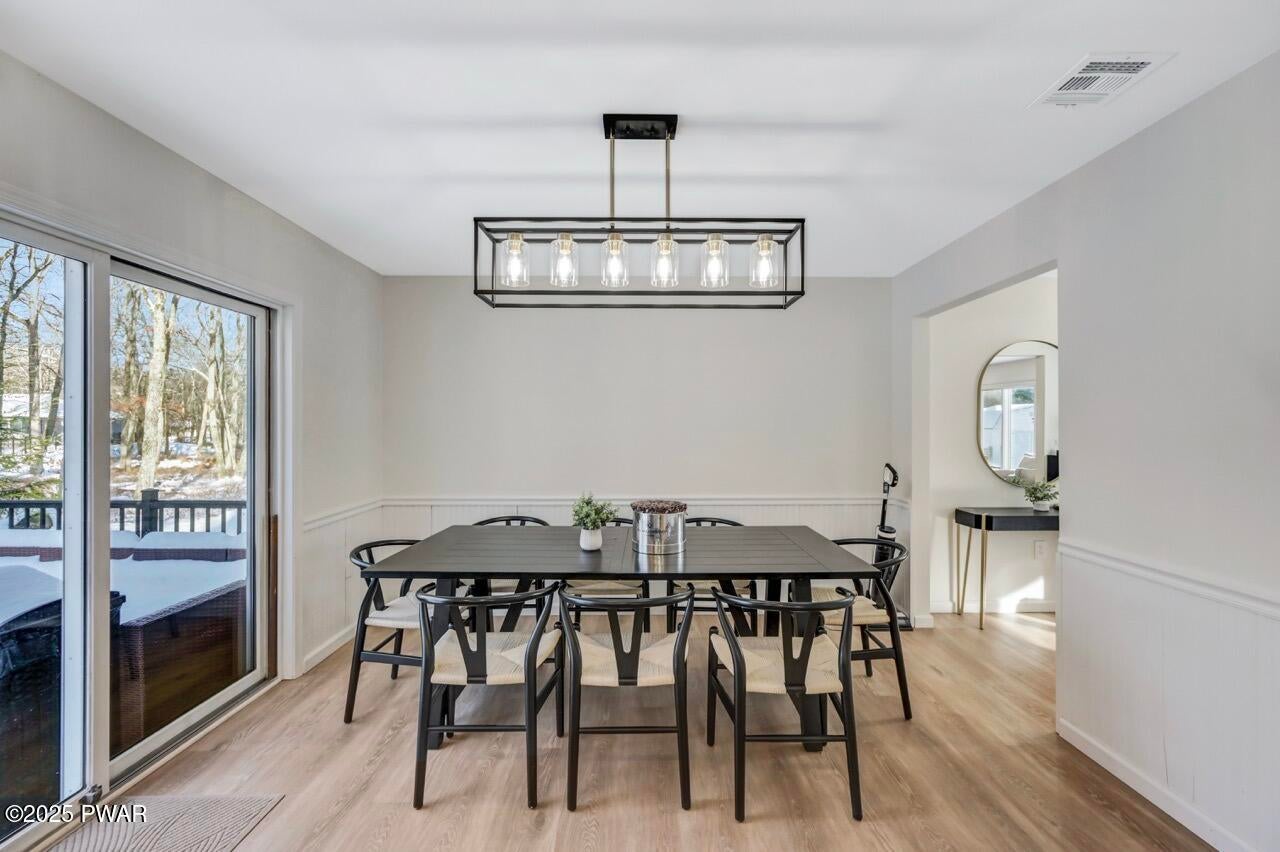 Lords Valley, Pennsylvania, 18428, United States, 6 Bedrooms Bedrooms, ,3 BathroomsBathrooms,Residential,For Sale,2001480