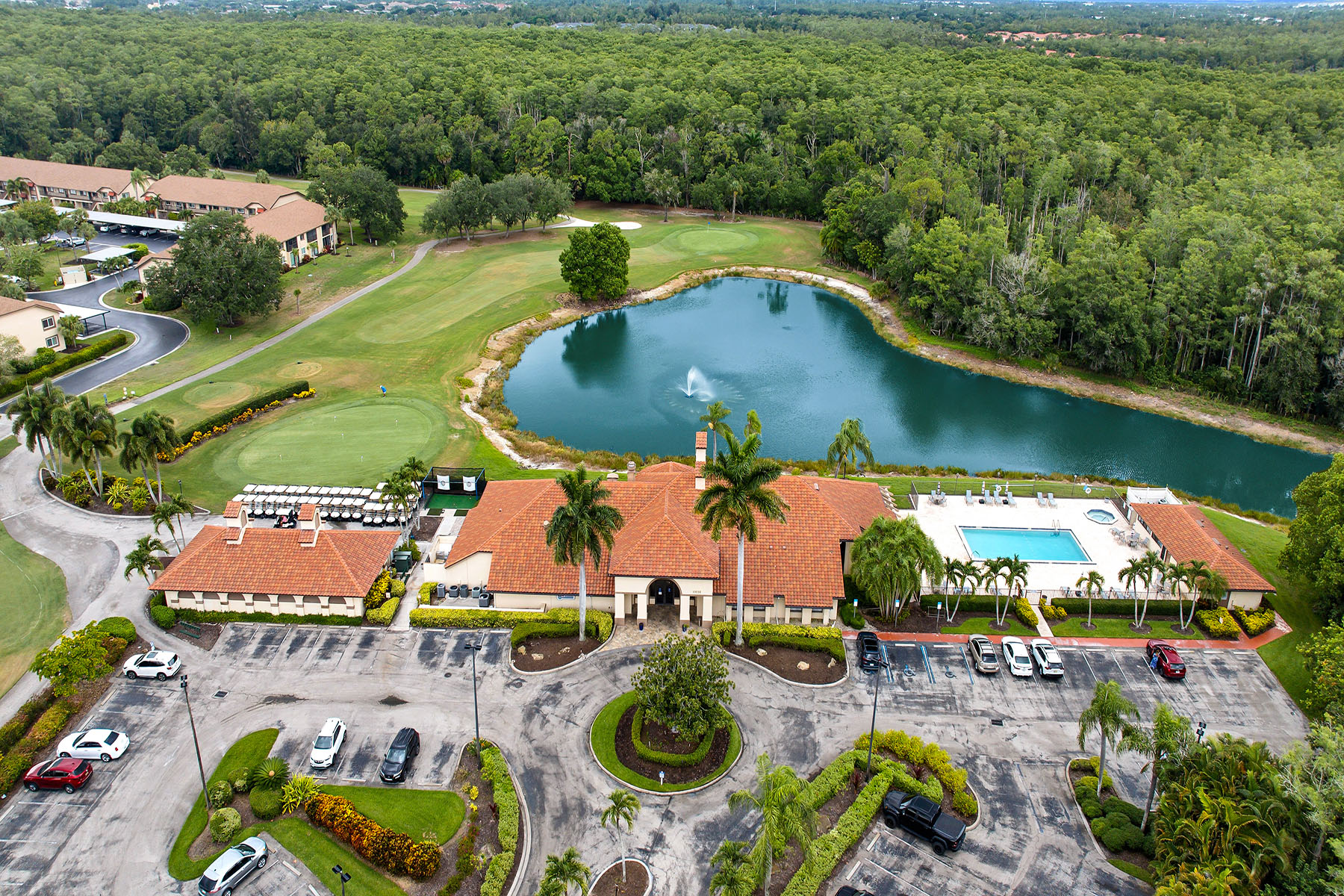  CROSS CREEK - TERRACE CONDO VILLAGE - 物件實景