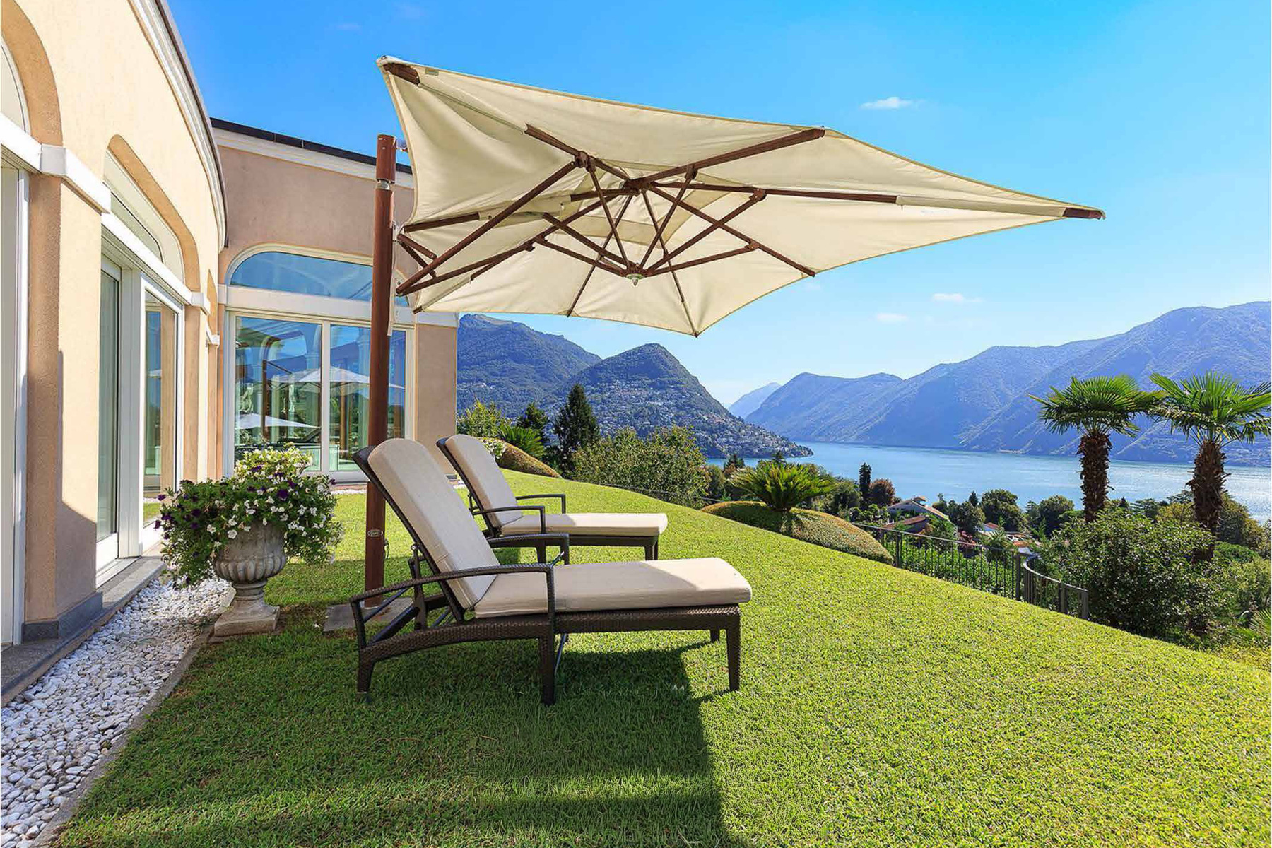  Majestic classic villa in dominant position - 物件實景