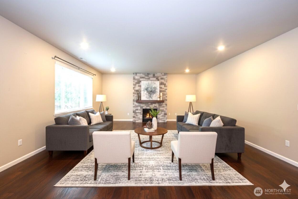 Bonney Lake, Washington, 98391, United States, 4 Bedrooms Bedrooms, ,3 BathroomsBathrooms,Residential,For Sale,2002531