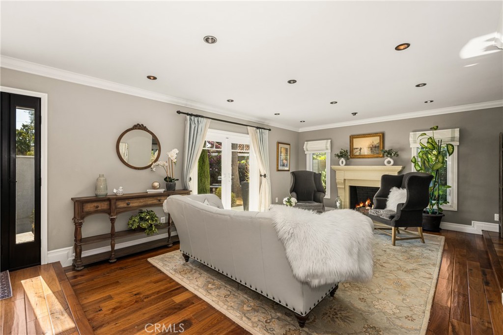 Orange, California, 92865, United States, 4 Bedrooms Bedrooms, ,3 BathroomsBathrooms,Residential,For Sale,1989435