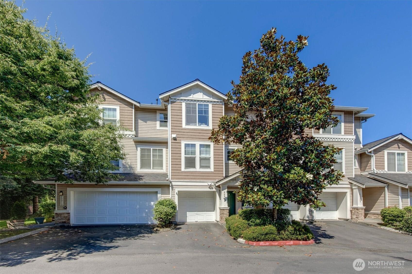 61st Pl, Kent, WA 98032 #1