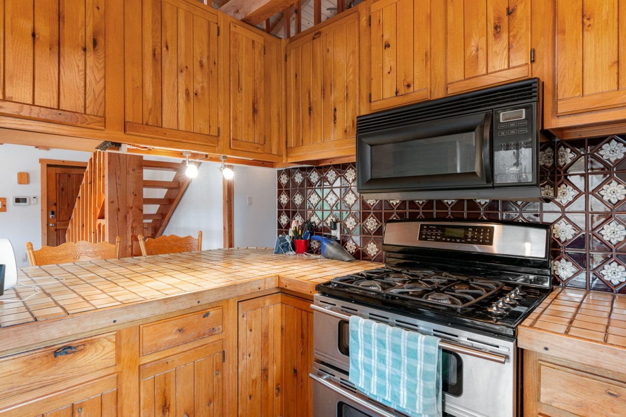 Jemez Springs, New Mexico, 87025, United States, 3 Bedrooms Bedrooms, ,2 BathroomsBathrooms,Residential,For Sale,1903499