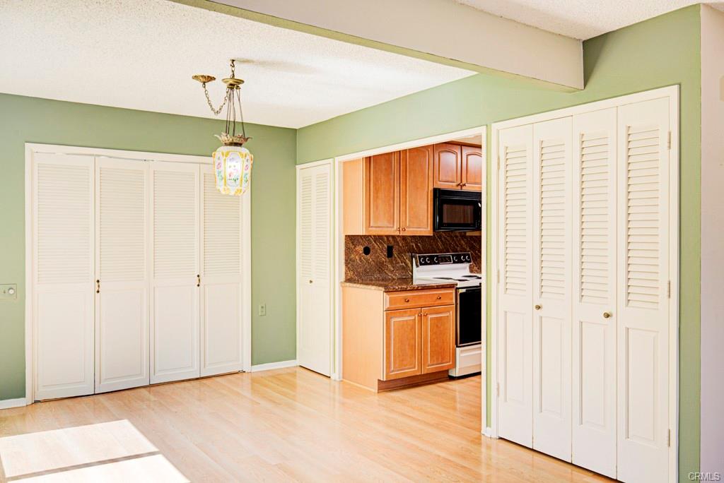 Laguna Woods, California, 92637, United States, 2 Bedrooms Bedrooms, ,1 BathroomBathrooms,Residential,For Sale,1923163