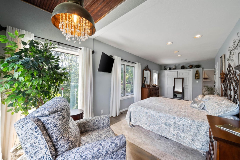 Wilson, Wisconsin, 53070, United States, 4 Bedrooms Bedrooms, ,2 BathroomsBathrooms,Residential,For Sale,1981812