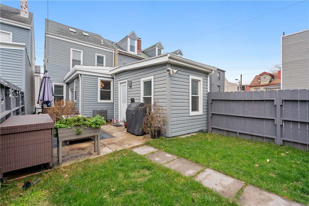 Lawrenceville, Pennsylvania, 15201, United States, 3 Bedrooms Bedrooms, ,2 BathroomsBathrooms,Residential,For Sale,1995818