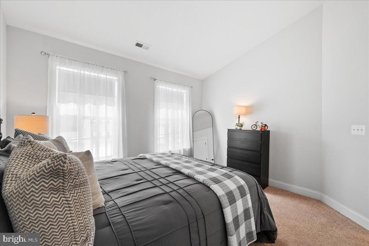 Woodbridge, Virginia, 22193, United States, 3 Bedrooms Bedrooms, ,4 BathroomsBathrooms,Residential,For Sale,1921081