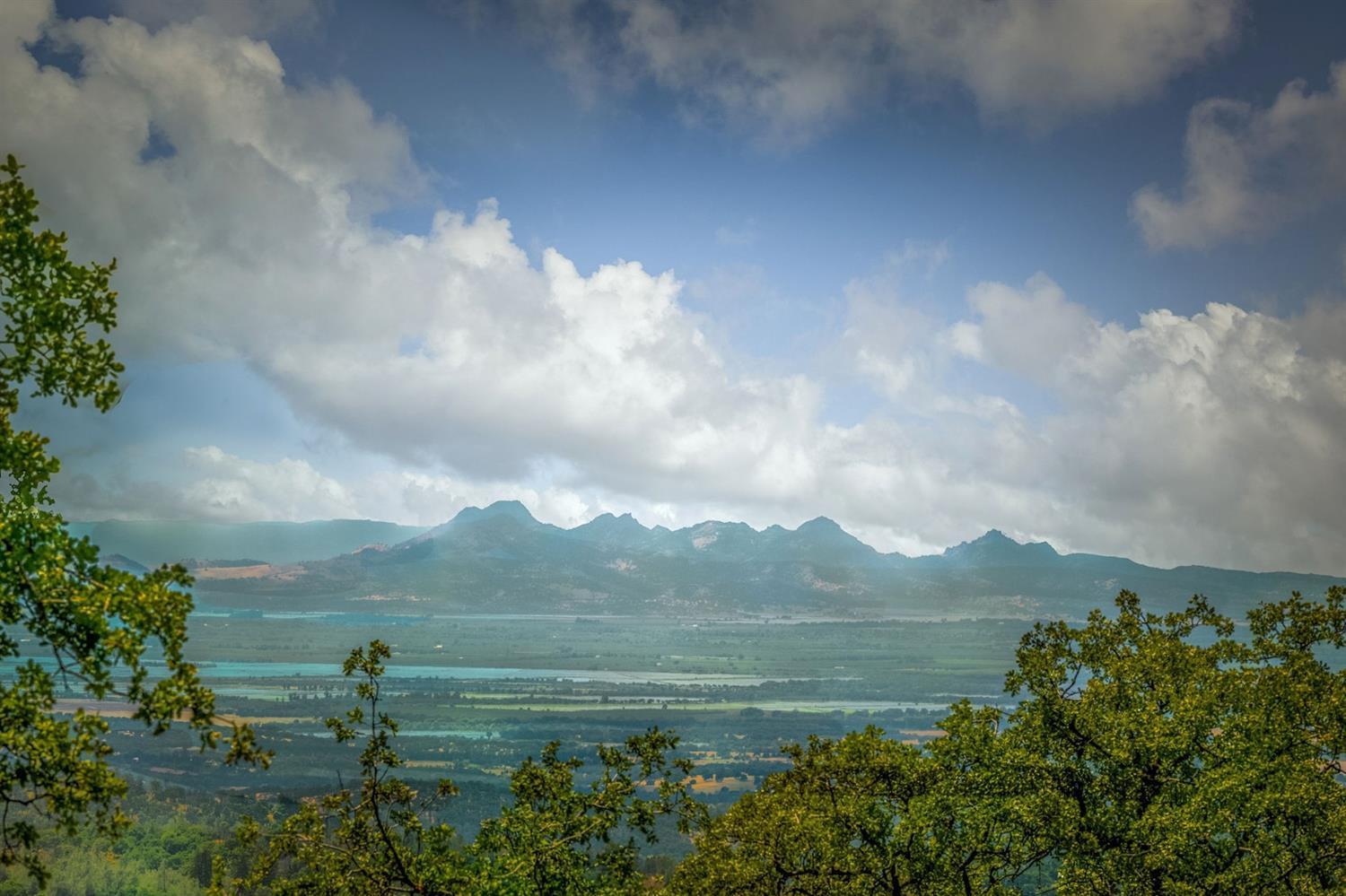 Oregon House, California, 95962, United States, 4 Bedrooms Bedrooms, ,3 BathroomsBathrooms,Residential,For Sale,1976473