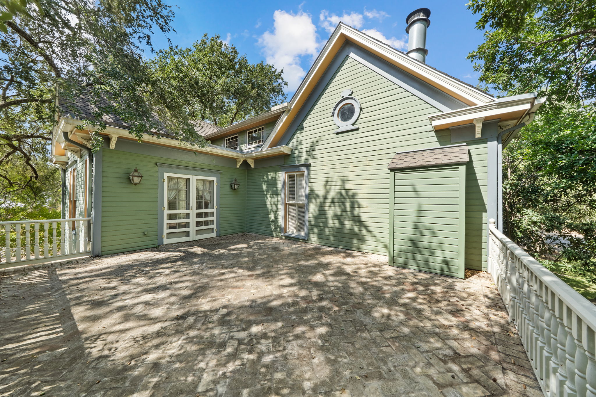 San Marcos, Texas, 78666, United States, 3 Bedrooms Bedrooms, ,4 BathroomsBathrooms,Residential,For Sale,1981922