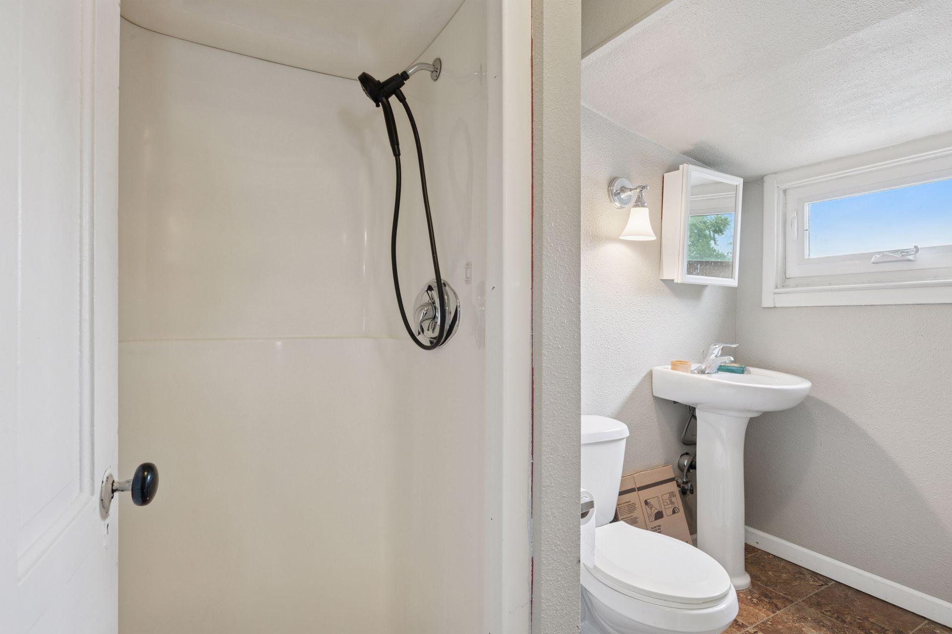 Minneapolis, Minnesota, 55408, United States, ,Residential,For Sale,1821606