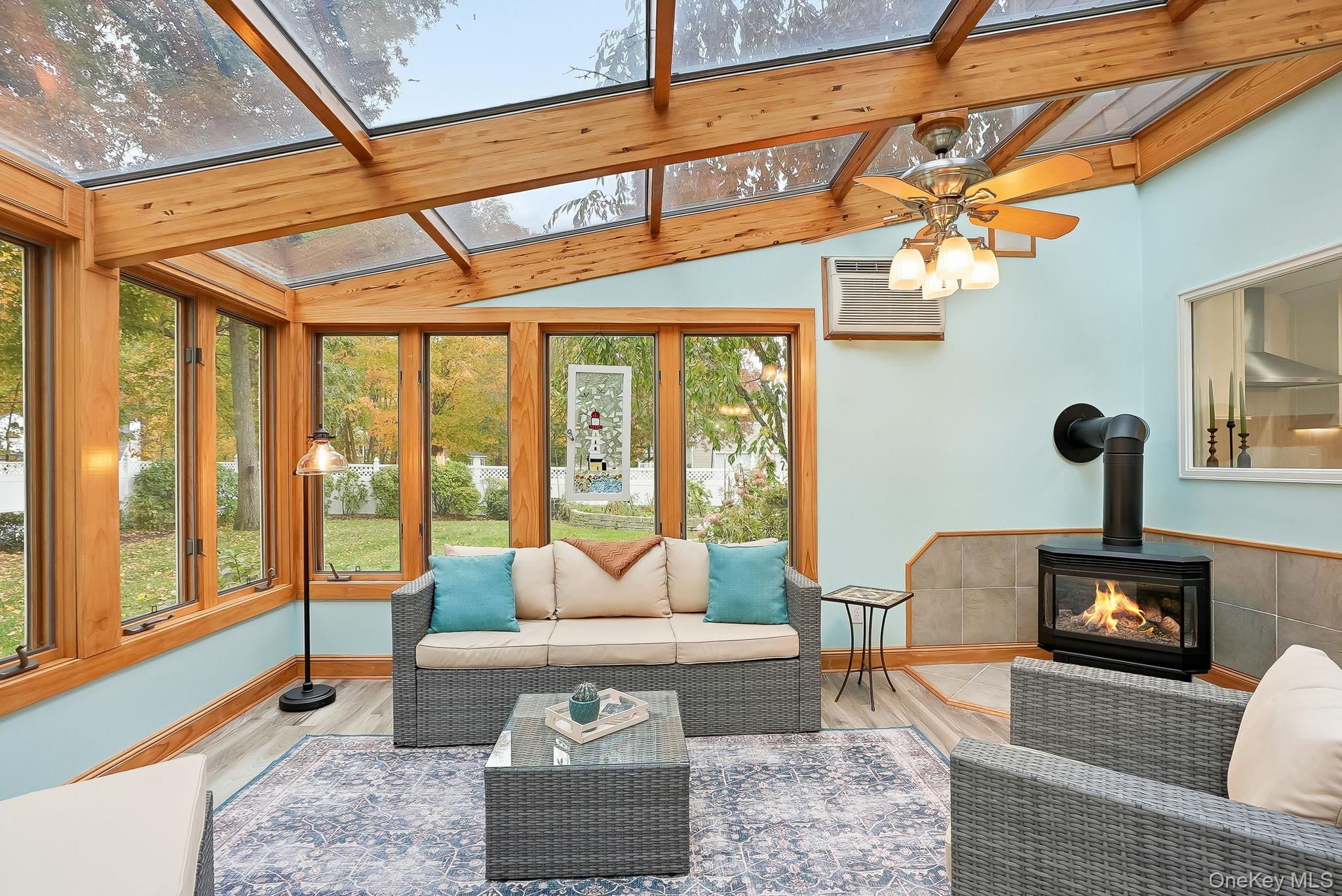 Cortlandt Manor, New York, 10567, United States, 4 Bedrooms Bedrooms, ,3 BathroomsBathrooms,Residential,For Sale,1987823