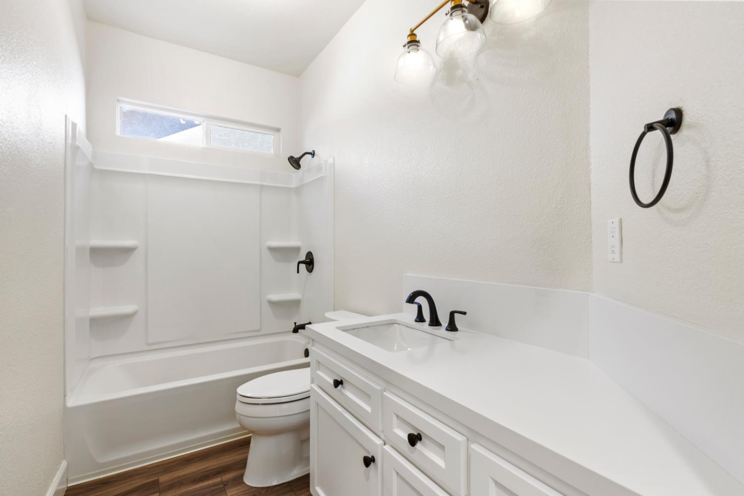 Yuba City, California, 95993, United States, 4 Bedrooms Bedrooms, ,2 BathroomsBathrooms,Residential,For Sale,1981154