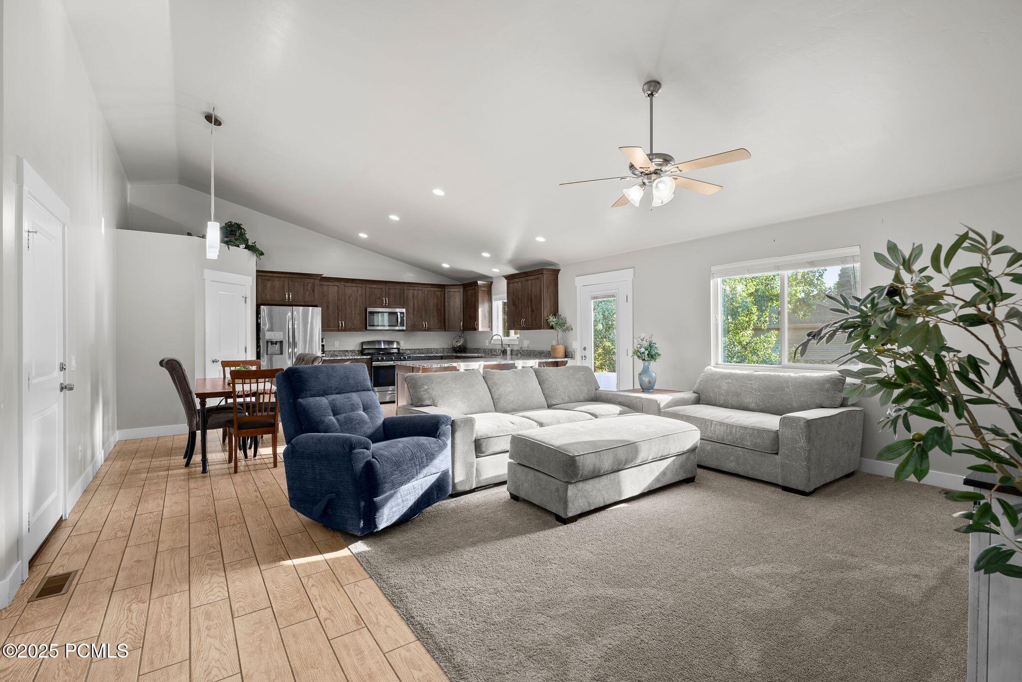 Heber City, Utah, 84032, United States, 6 Bedrooms Bedrooms, ,2 BathroomsBathrooms,Residential,For Sale,1883022