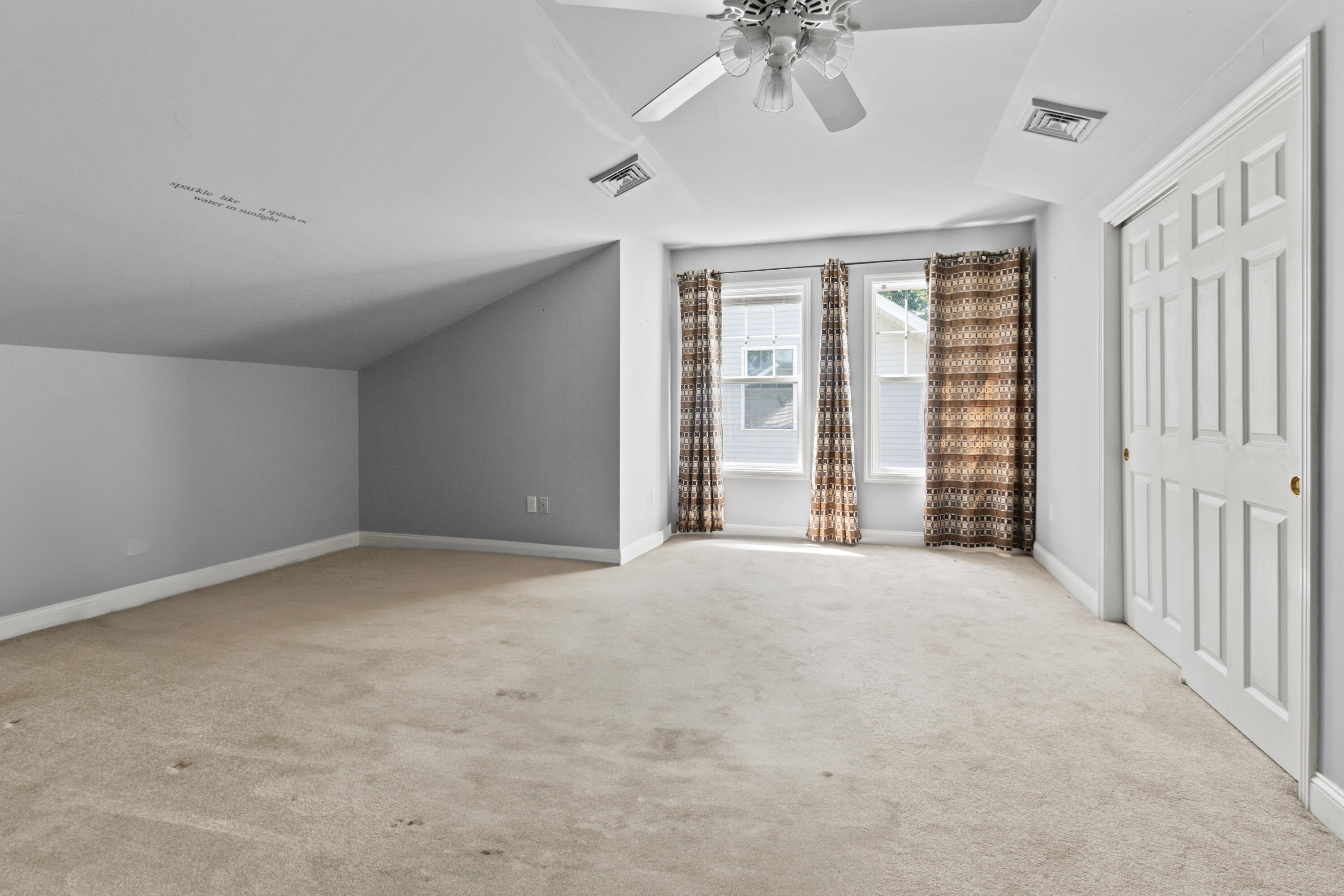 Old Orchard Beach, Maine, 04064, United States, 3 Bedrooms Bedrooms, ,2 BathroomsBathrooms,Residential,For Sale,1906267