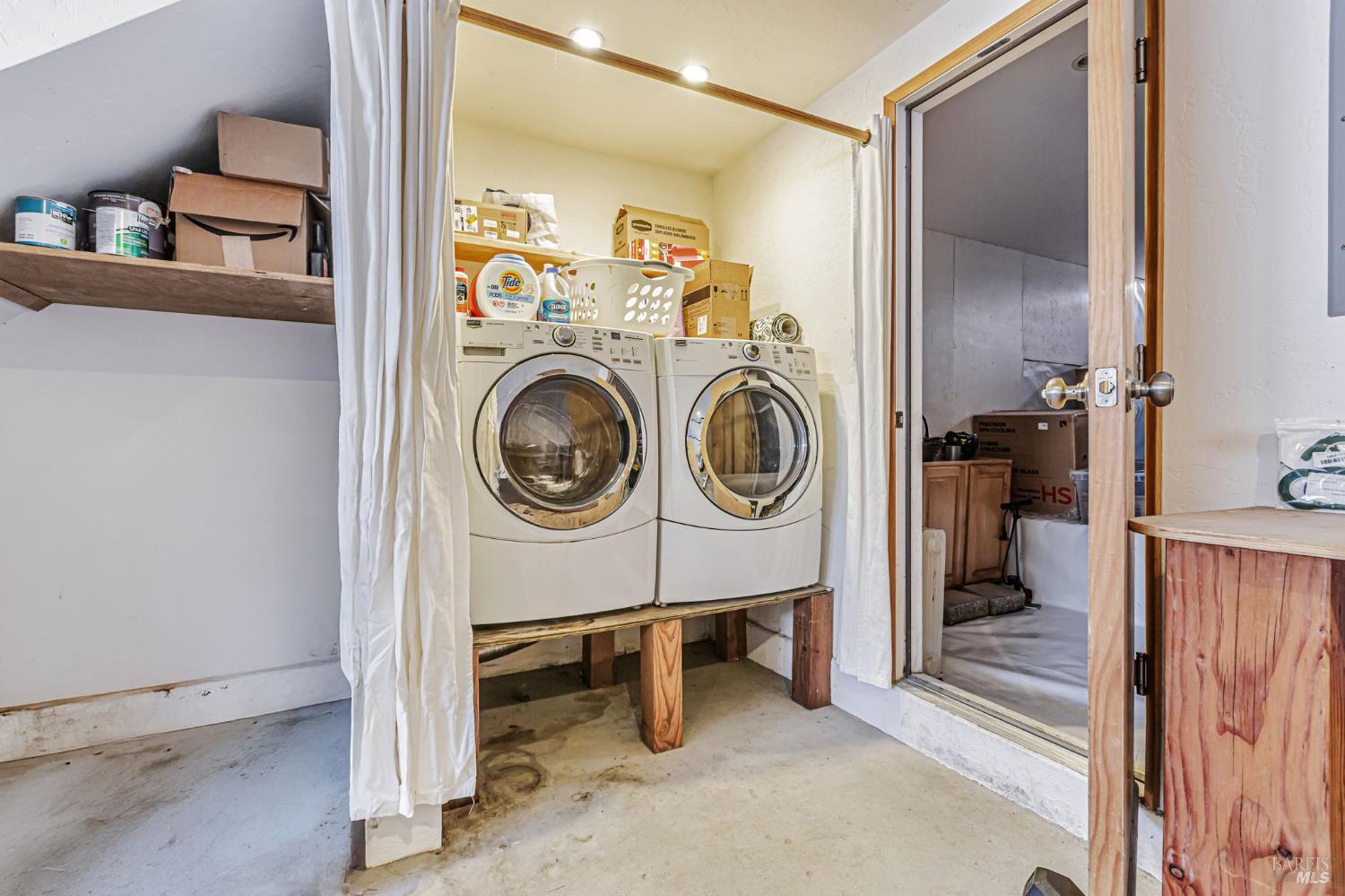 Novato, California, 94947, United States, 2 Bedrooms Bedrooms, ,2 BathroomsBathrooms,Residential,For Sale,1839090