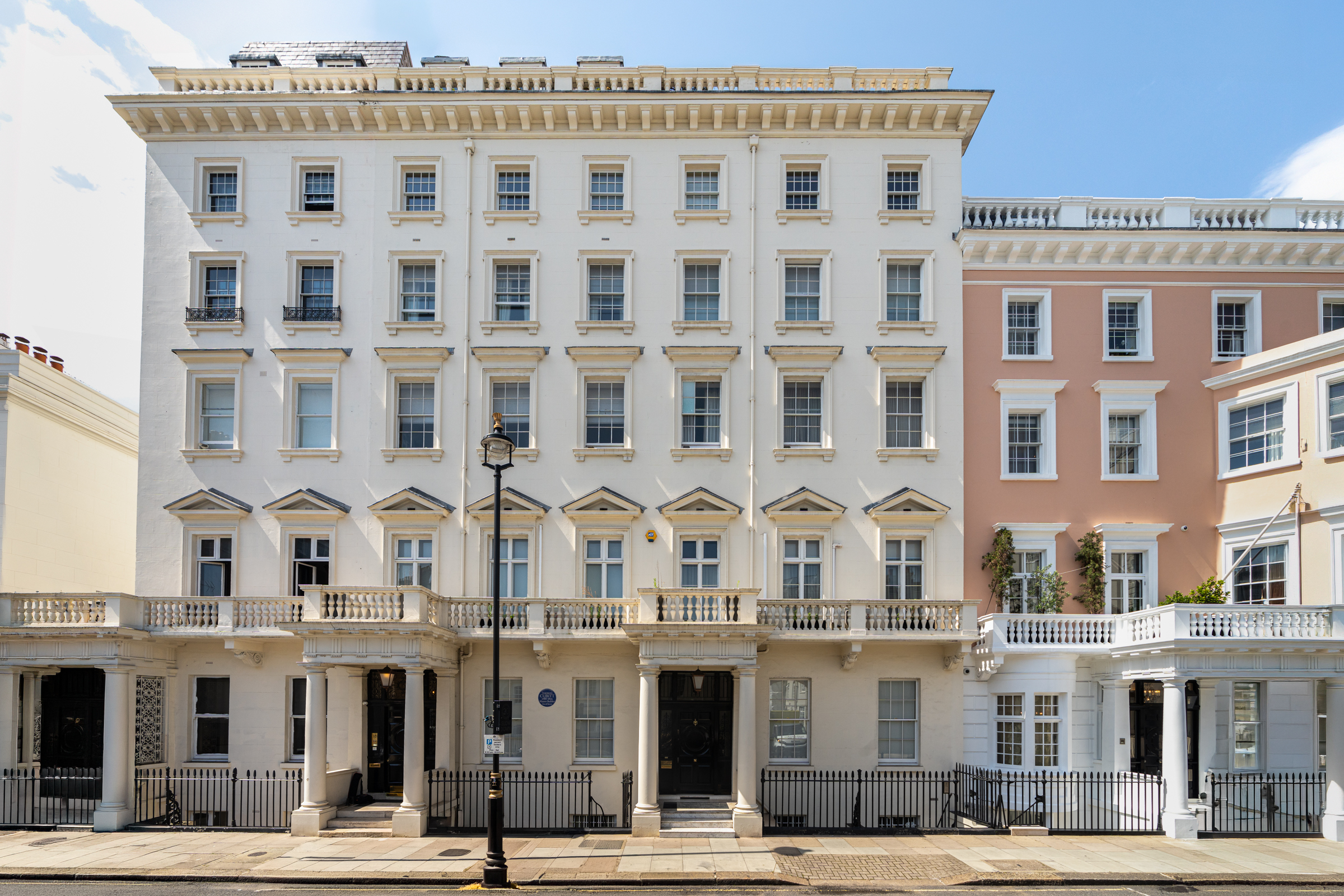  A Grand Lateral Apartment with Its Own Private Entrance in Belgravia - 物件實景