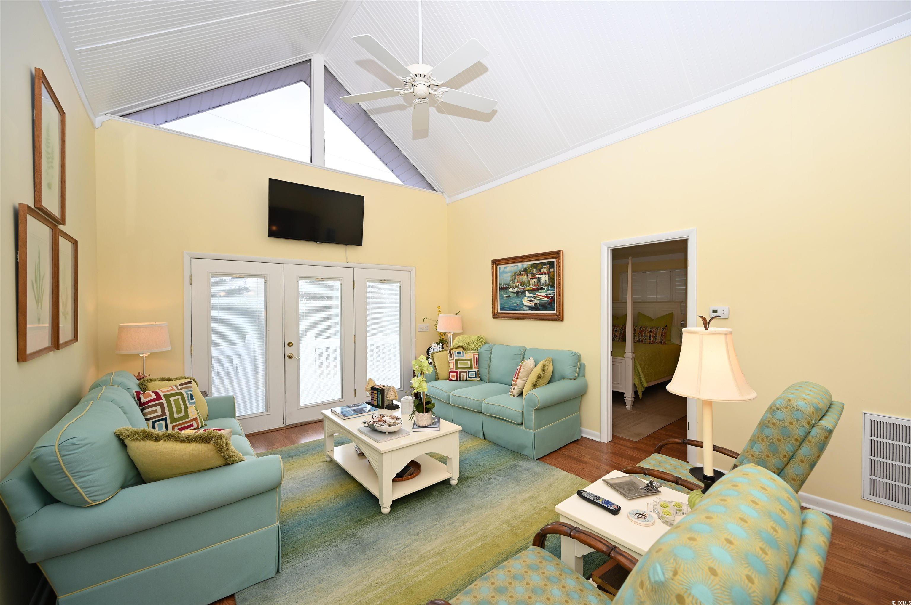 North Myrtle Beach, South Carolina, 29582, United States, 4 Bedrooms Bedrooms, ,2 BathroomsBathrooms,Residential,For Sale,1980166