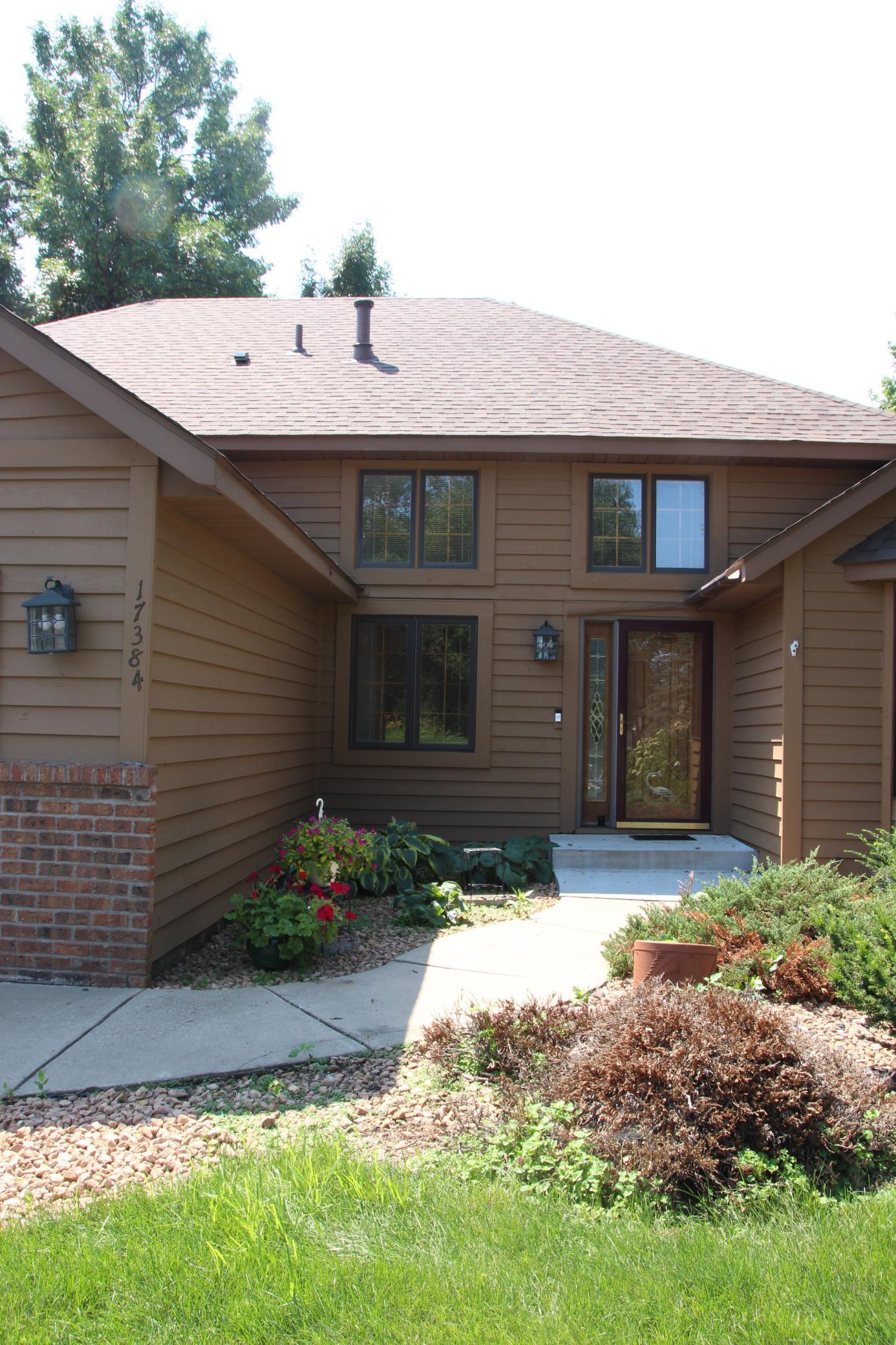 Lakeville, Minnesota, 55044, United States, 3 Bedrooms Bedrooms, ,2 BathroomsBathrooms,Residential,For Sale,1941010