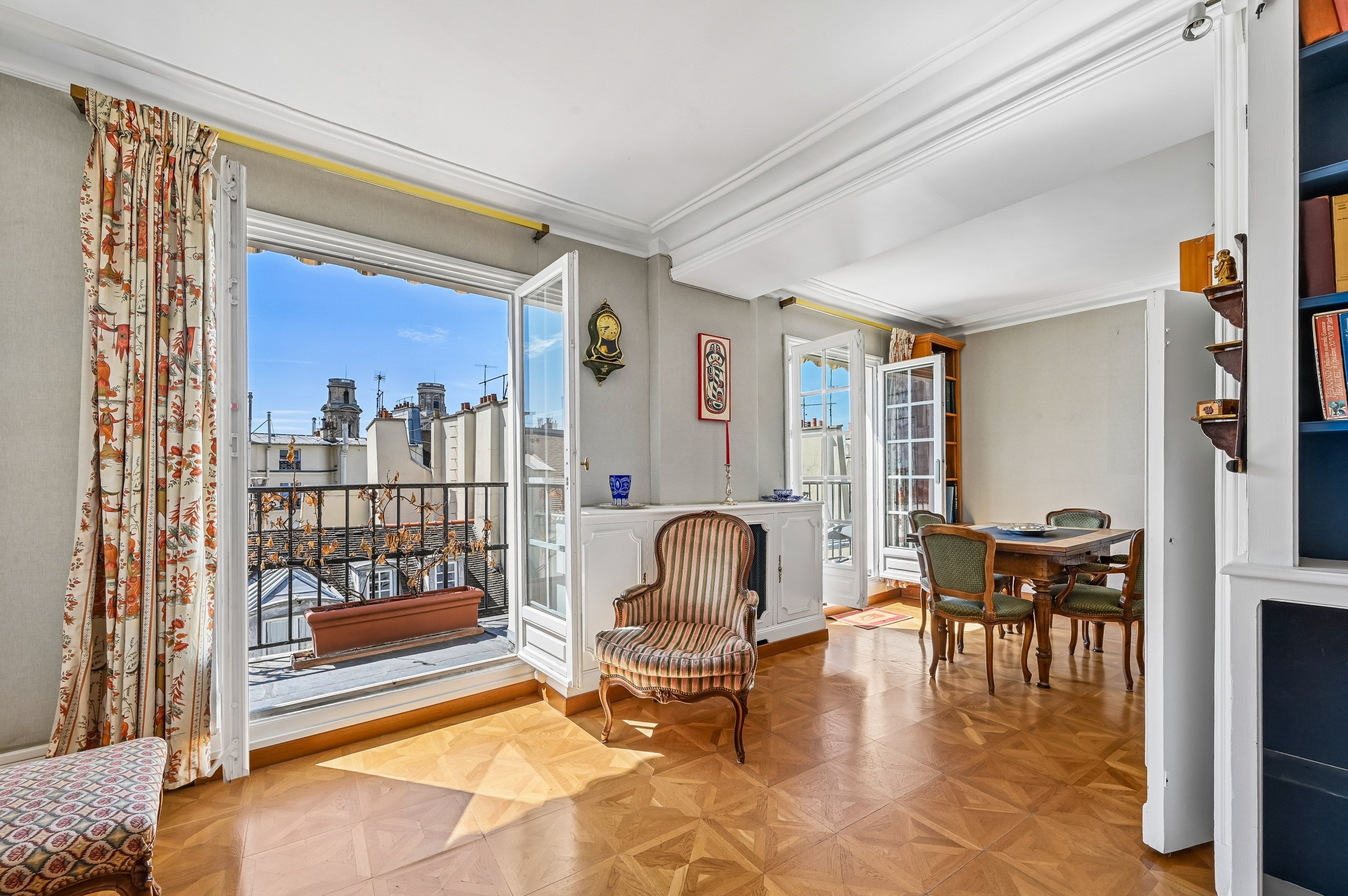 Apartment for sale-high floor-balcony-Place de l