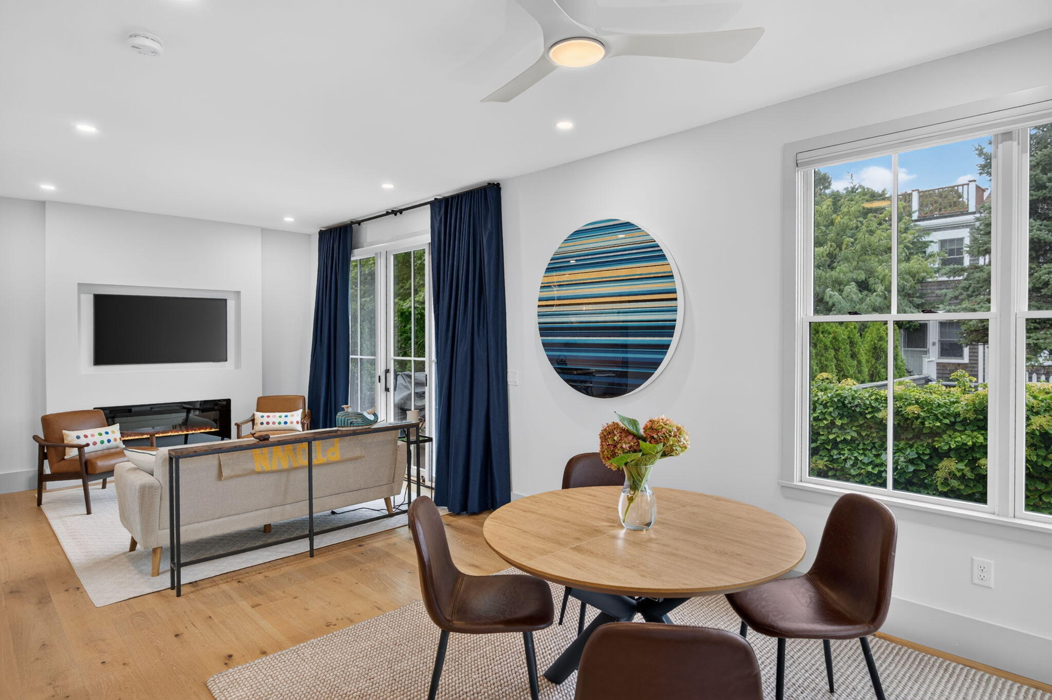  Arrive, Unpack & Enjoy—Turnkey Provincetown Living with a Private Patio & Pizza - 物件實景
