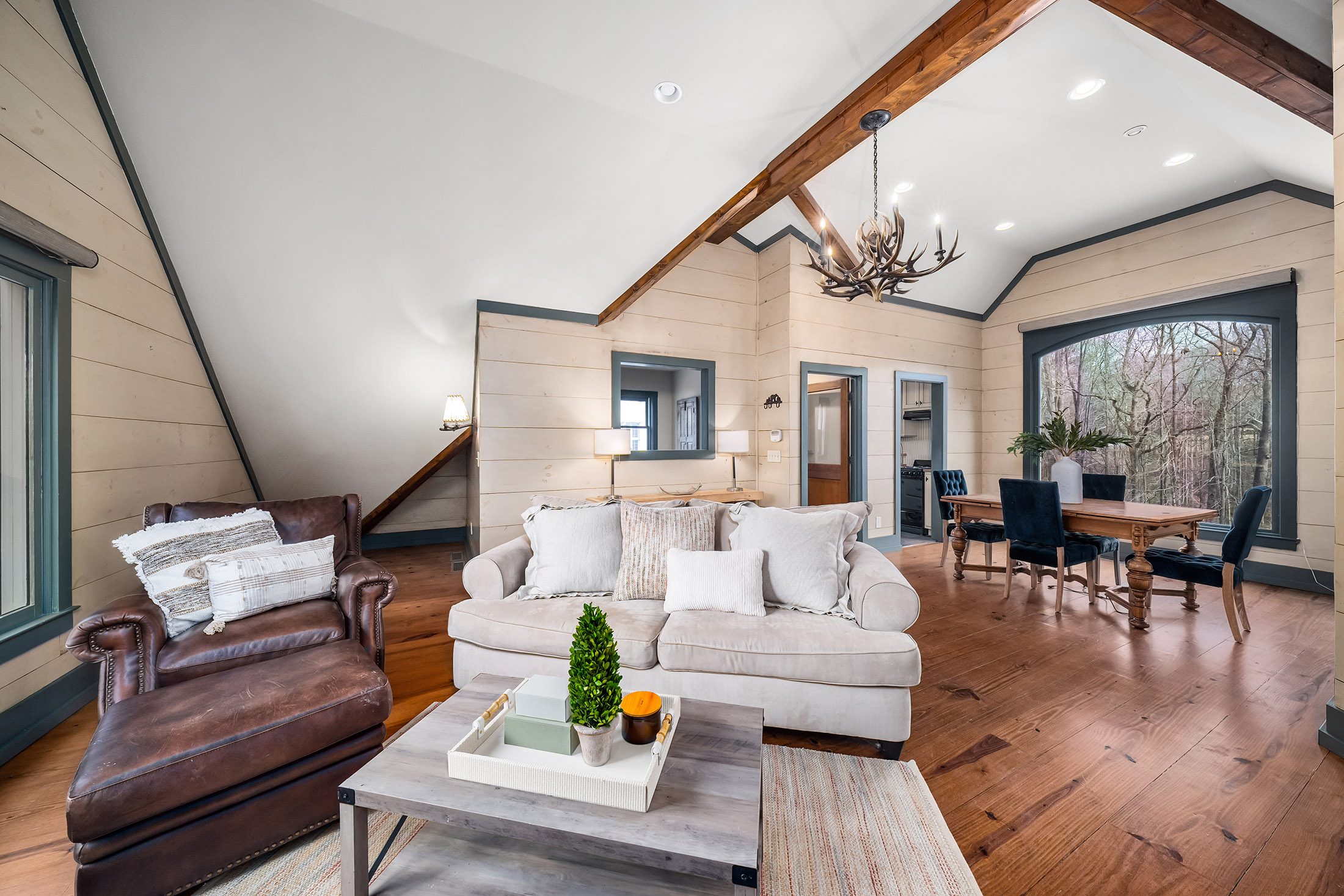 Opportunity to Own a Truly Exceptional Equestrian Farm Estate - 物件實景