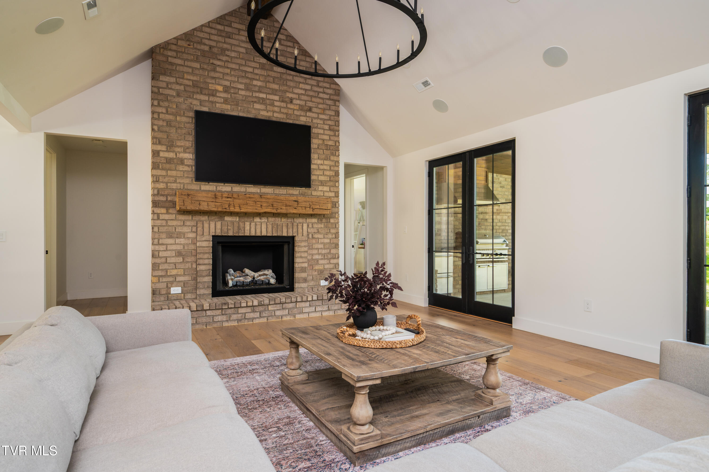 Kingsport, Tennessee, 37664, United States, 4 Bedrooms Bedrooms, ,4 BathroomsBathrooms,Residential,For Sale,1981214