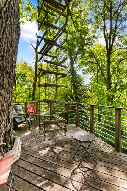 Lexington, Kentucky, 40515, United States, 4 Bedrooms Bedrooms, ,5 BathroomsBathrooms,Residential,For Sale,2049186