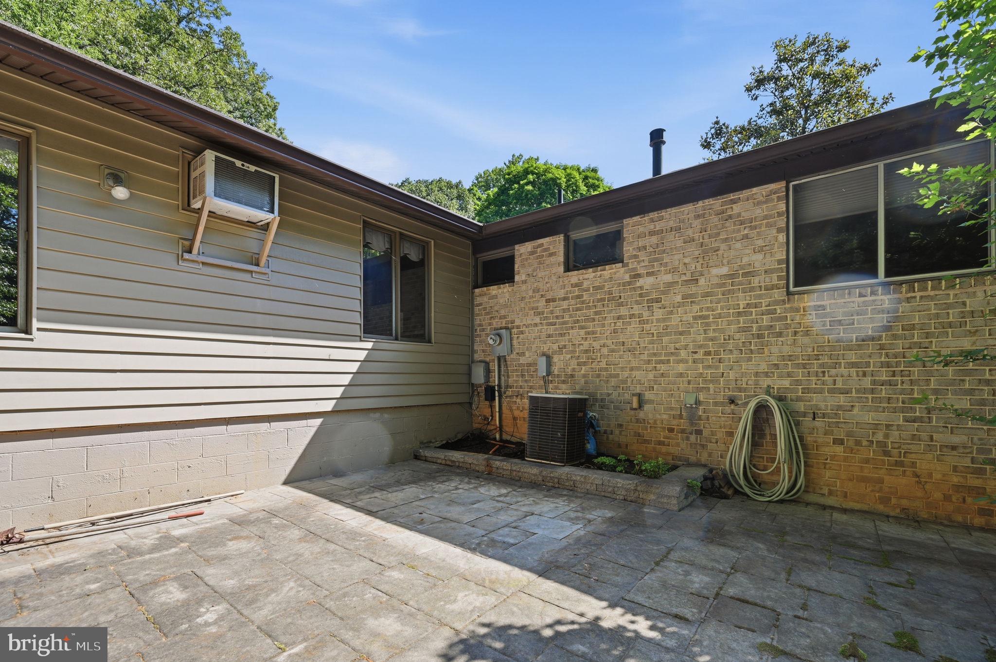 Fairfax, Virginia, 22032, United States, 4 Bedrooms Bedrooms, ,3 BathroomsBathrooms,Residential,For Sale,2048282