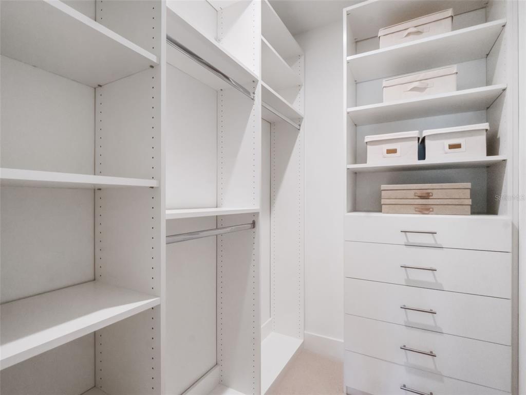 Winter Park, Florida, 32789, United States, 3 Bedrooms Bedrooms, ,5 BathroomsBathrooms,Residential,For Sale,1993312