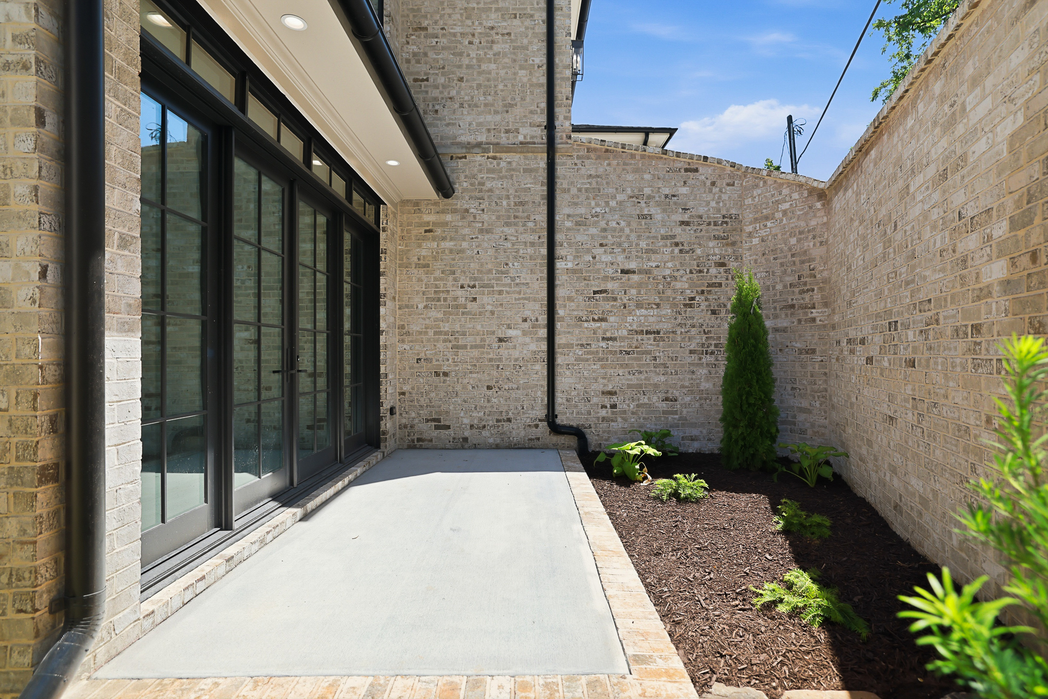 101 Sherwood Street, Unit 100 Greenville, SC 29601 - 物件實景
