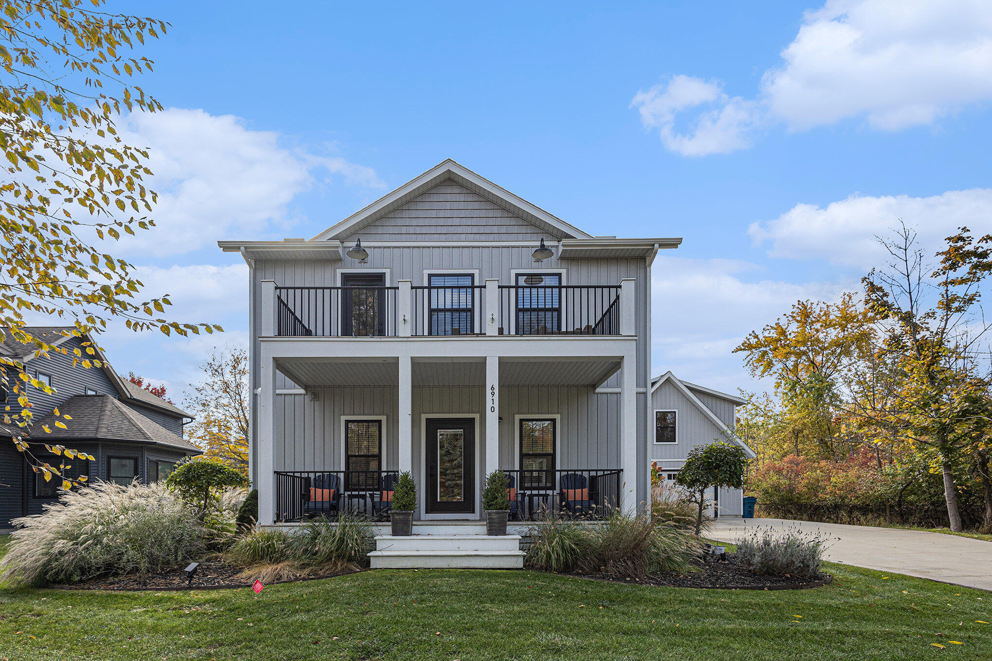 Douglas, Michigan, 49406, United States, 3 Bedrooms Bedrooms, ,3 BathroomsBathrooms,Residential,For Sale,1979342